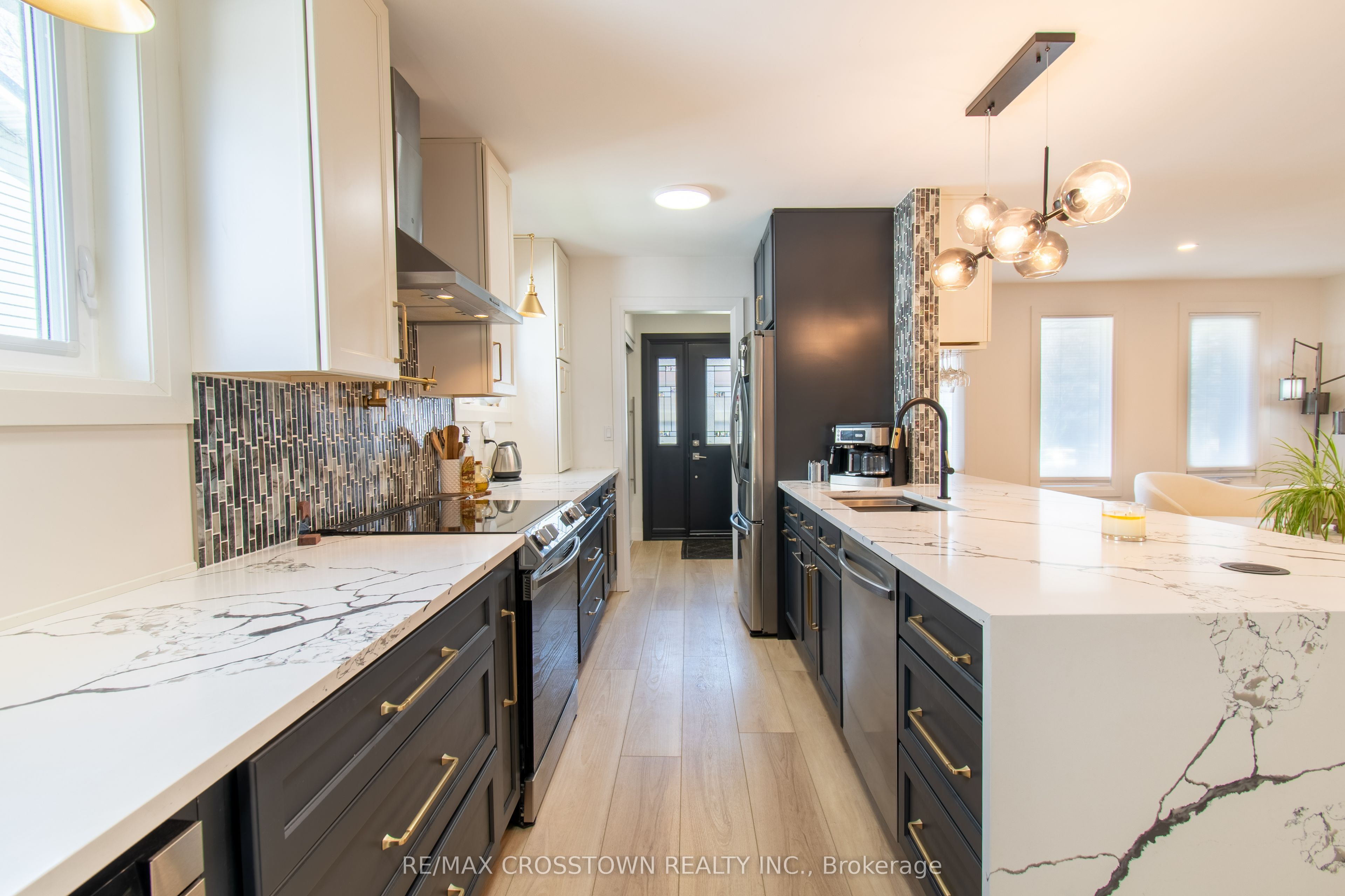 59 Lankin Boulevard Property Photo 7