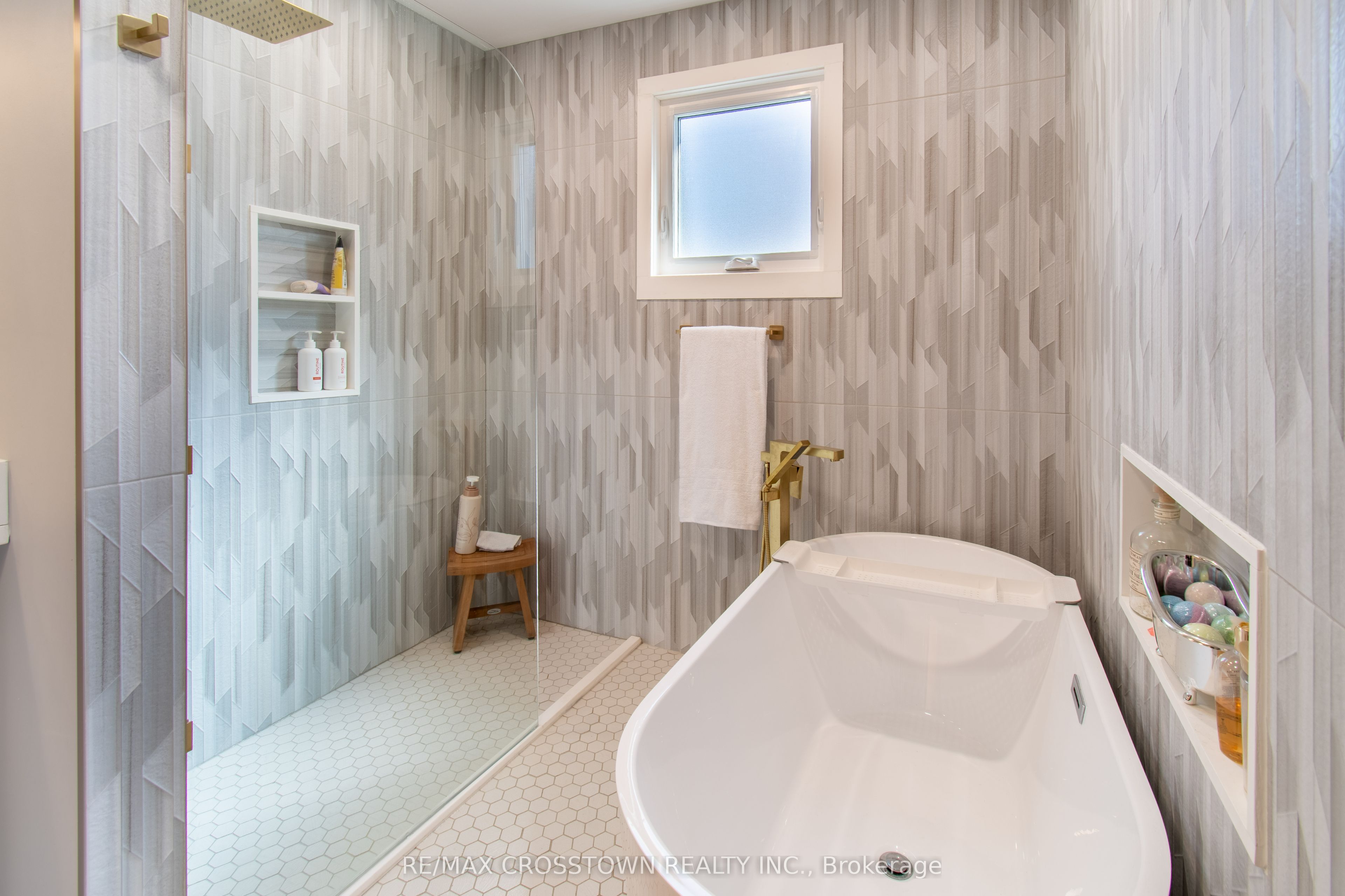 59 Lankin Boulevard Property Photo 14