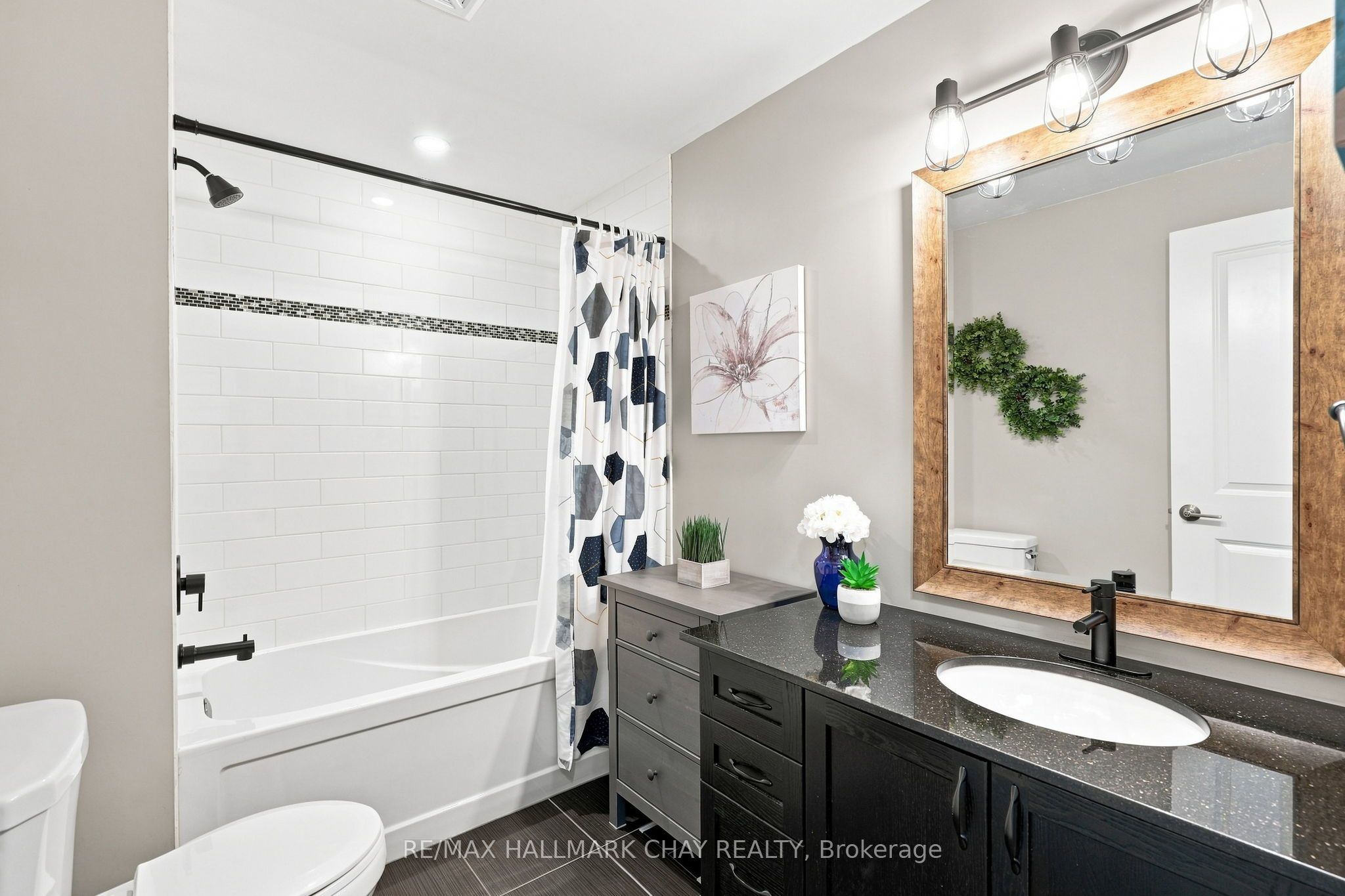 5 Greenwich Street 207 Property Photo 32