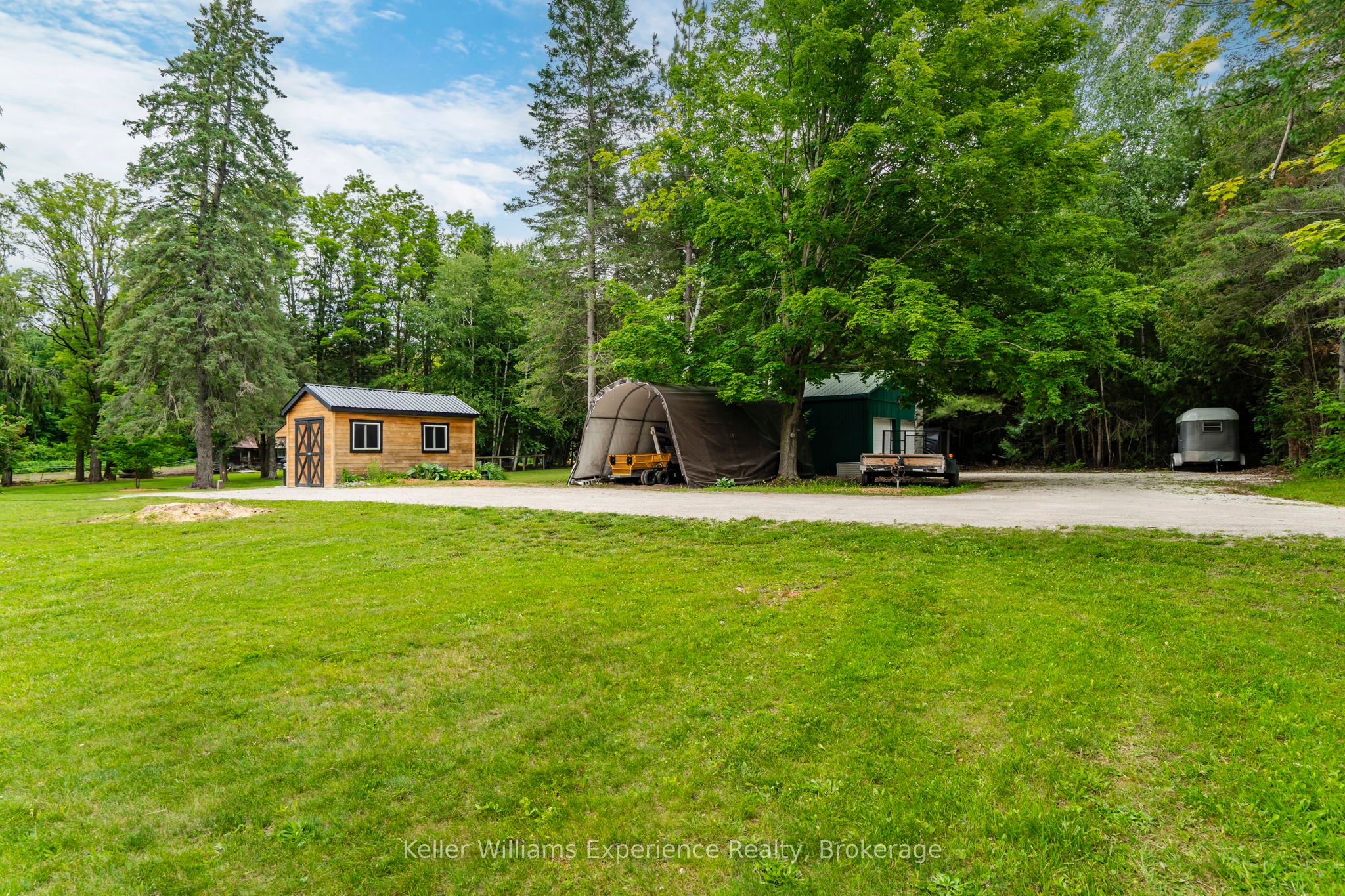 3744 Flos 4 Road W Property Photo 29