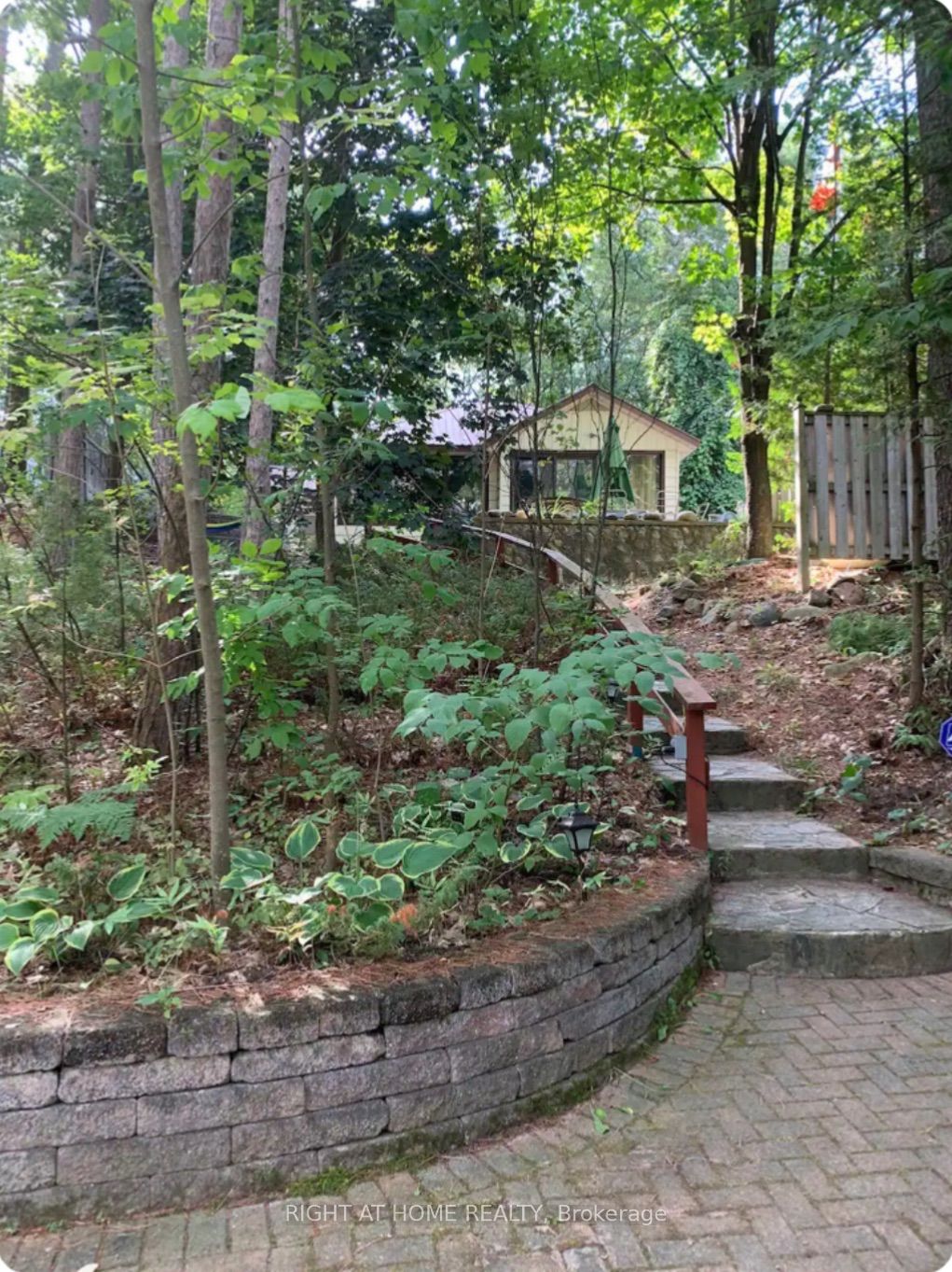 27 Balmoral Avenue Property Photo 12