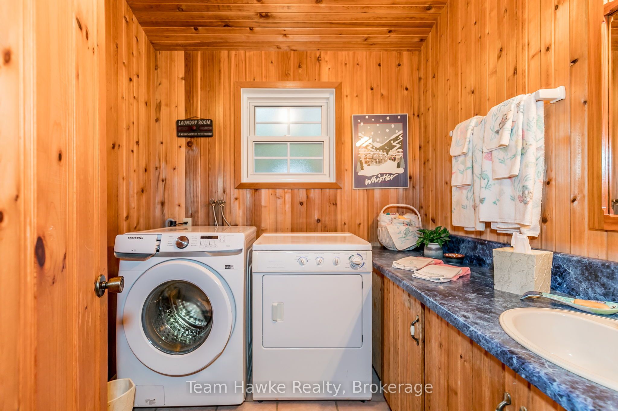 20 Scott Lane Property Photo 17