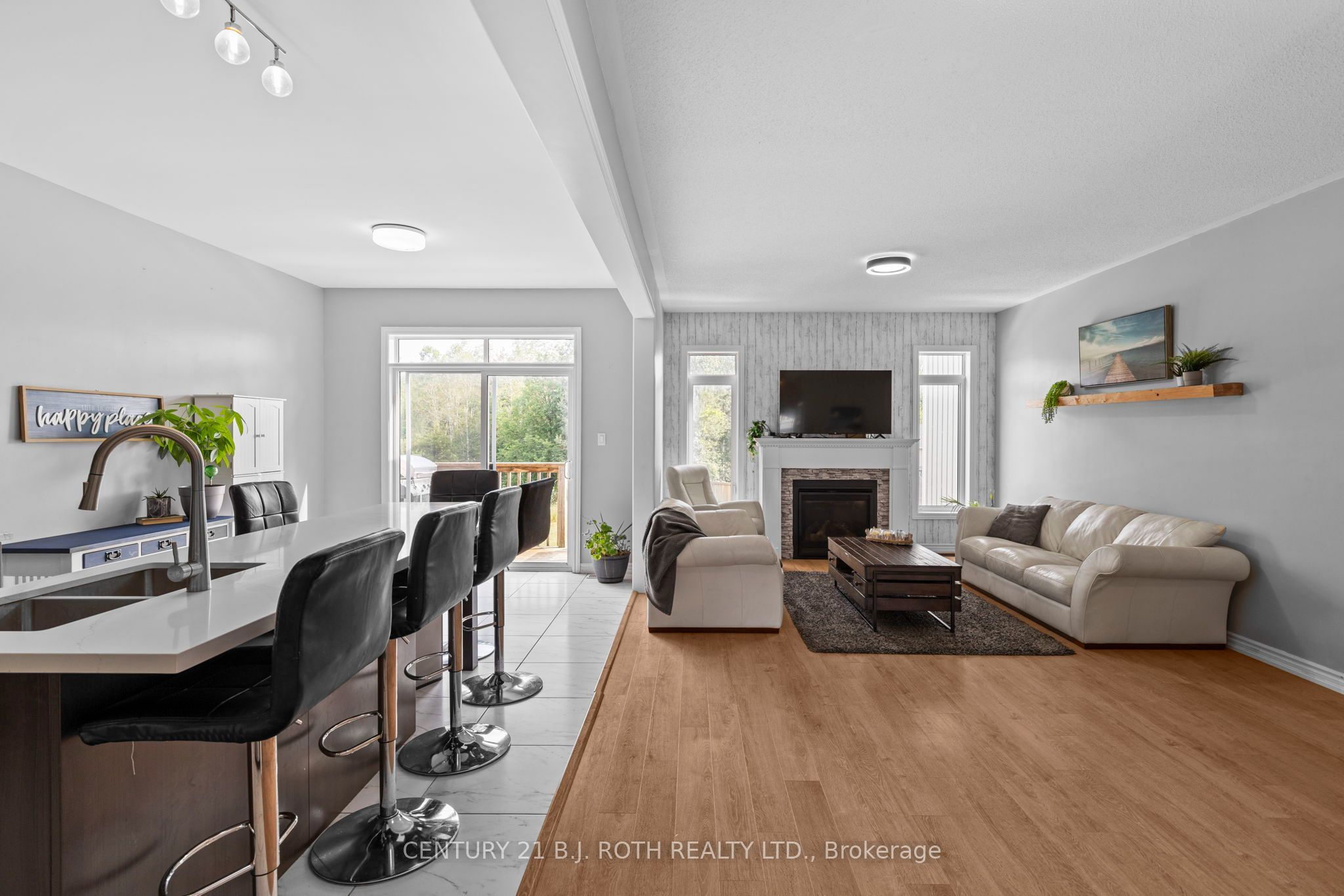 211 Roy Drive Property Photo 11