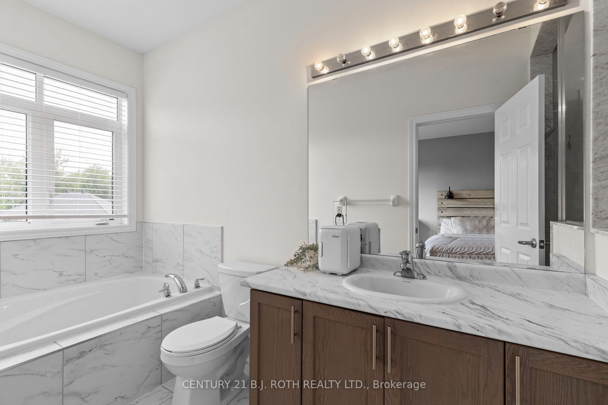 211 Roy Drive Property Photo 16