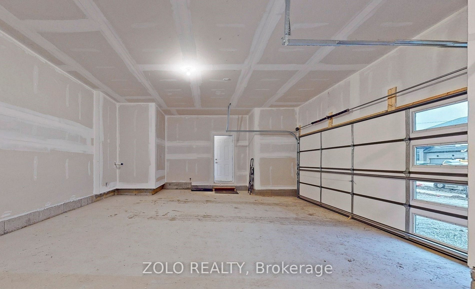 3705 Lakepoint Drive Property Photo 25