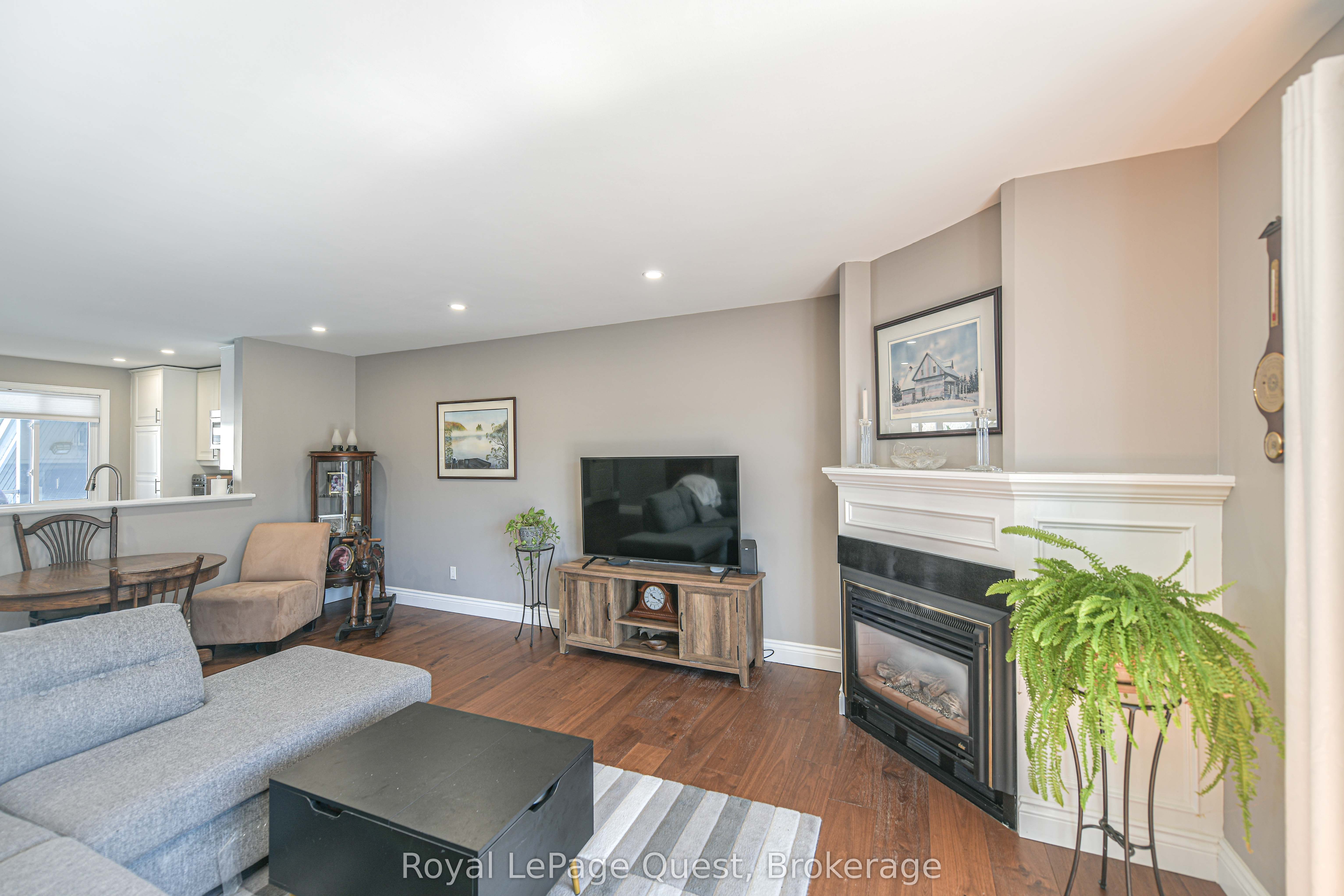 585 Atherley Road 2 Property Photo 14