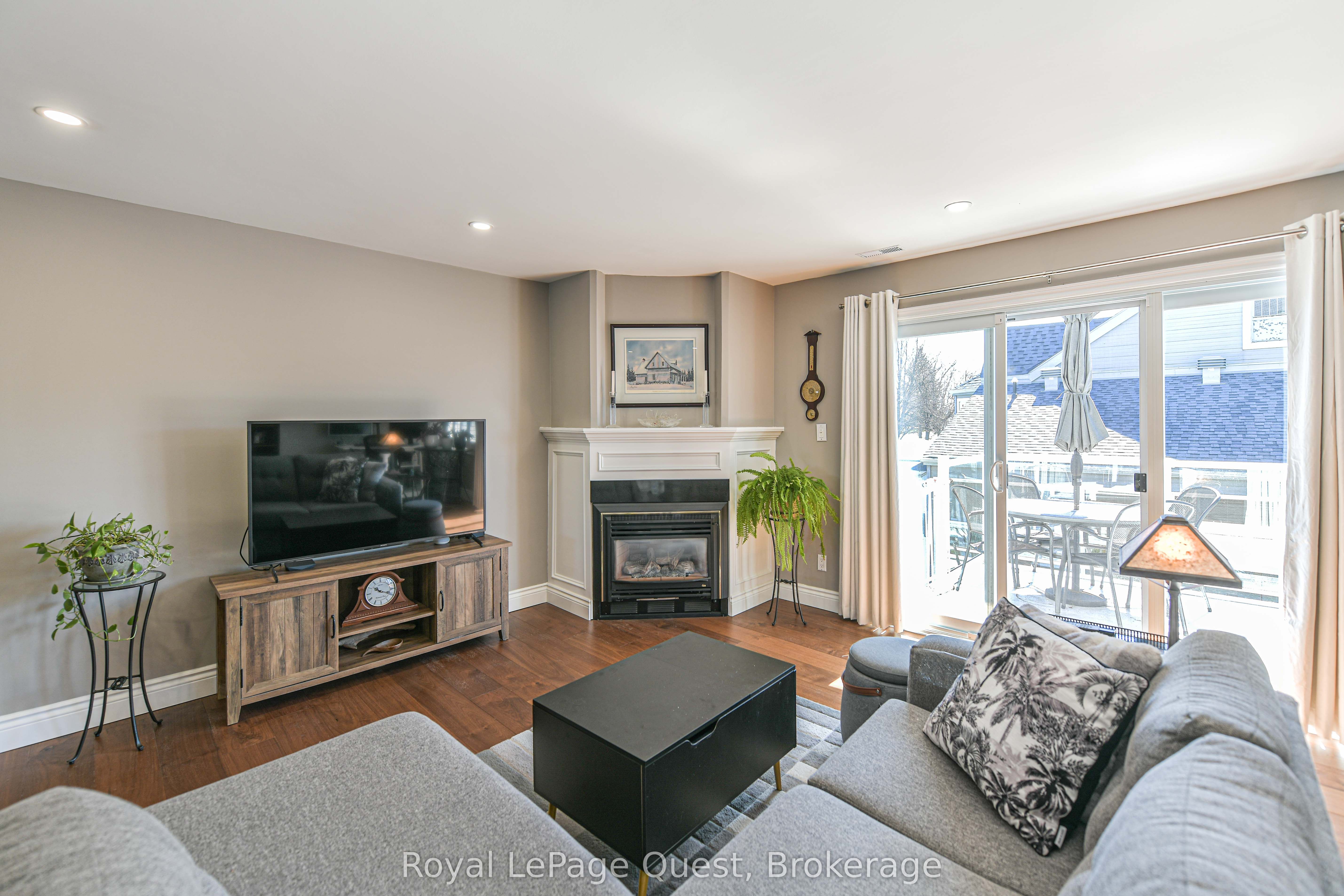 585 Atherley Road 2 Property Photo 15