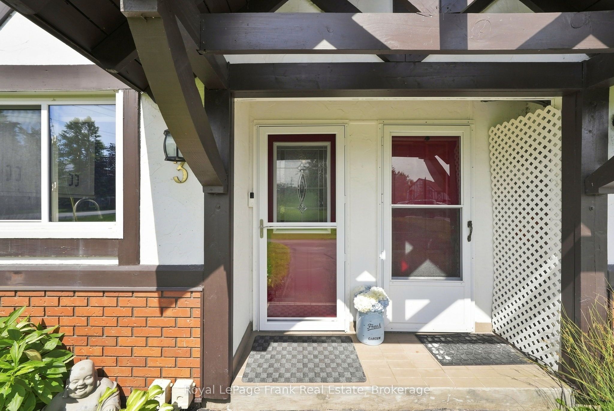 31 Laguna Parkway 3 Property Photo 2
