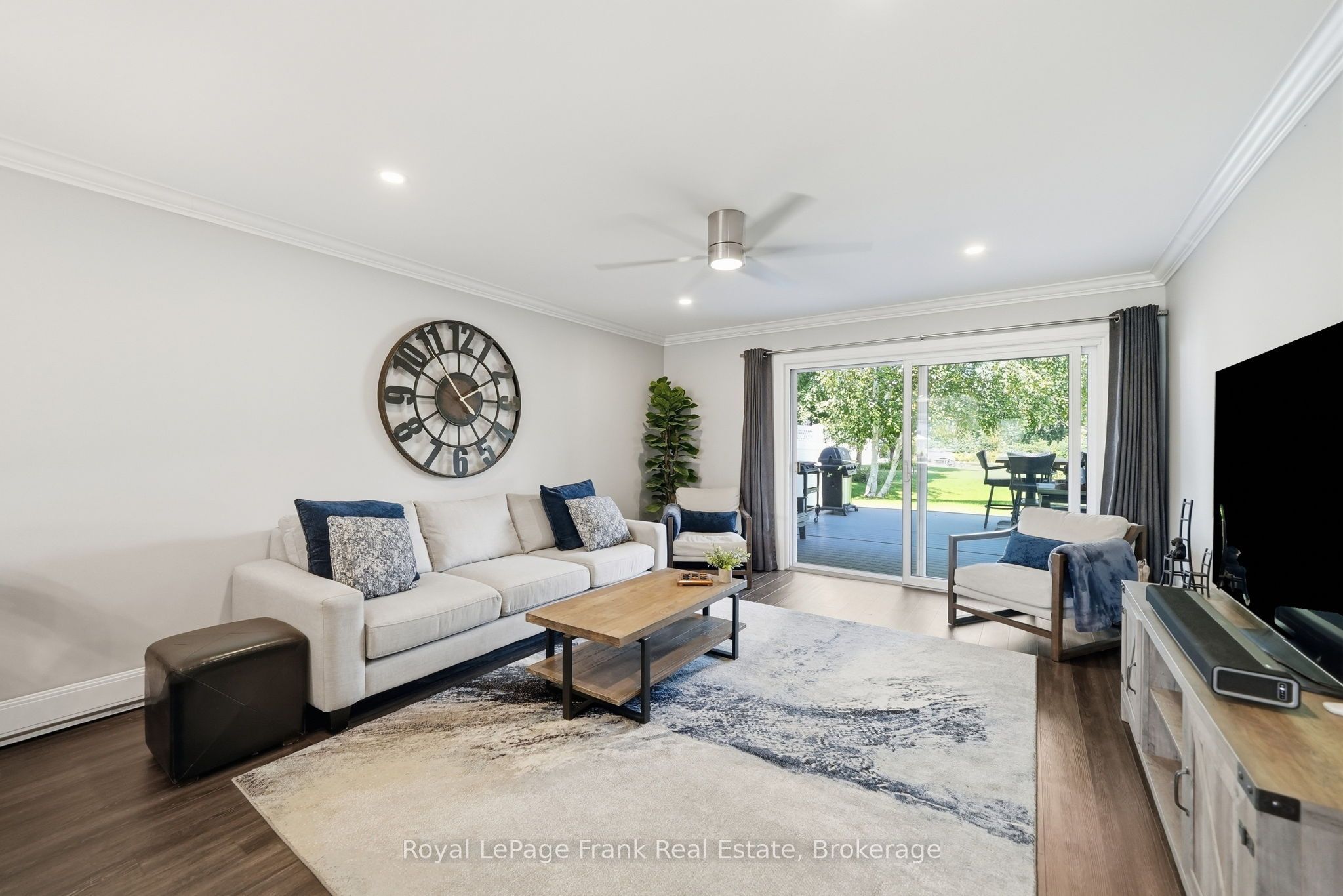 31 Laguna Parkway 3 Property Photo 10
