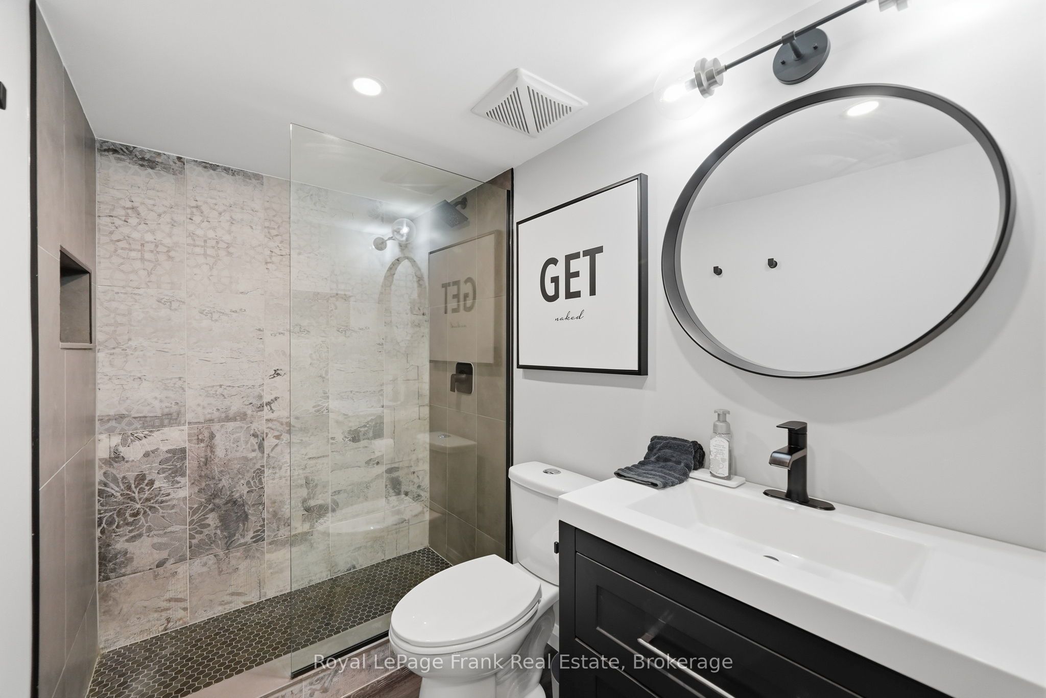 31 Laguna Parkway 3 Property Photo 22