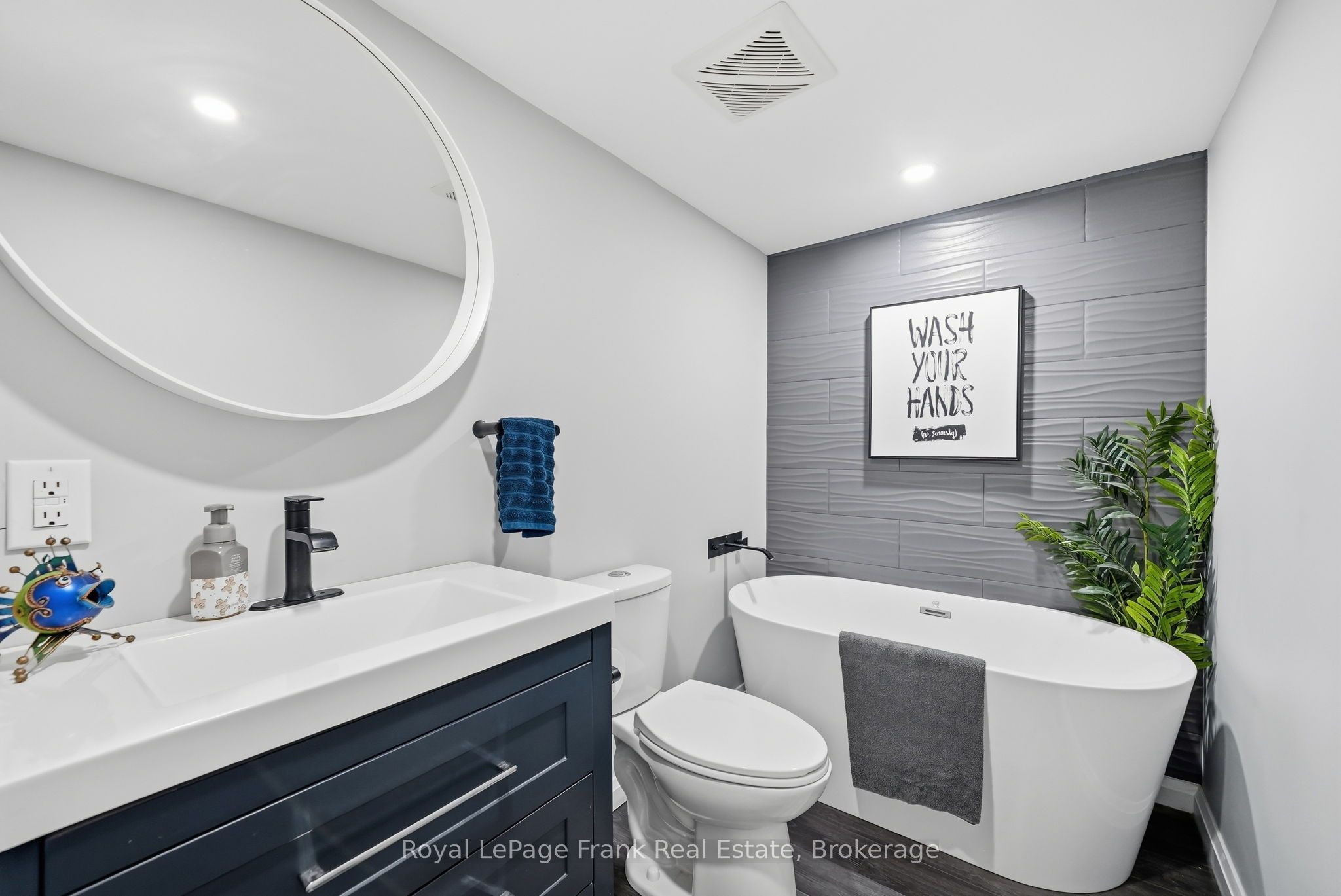 31 Laguna Parkway 3 Property Photo 27