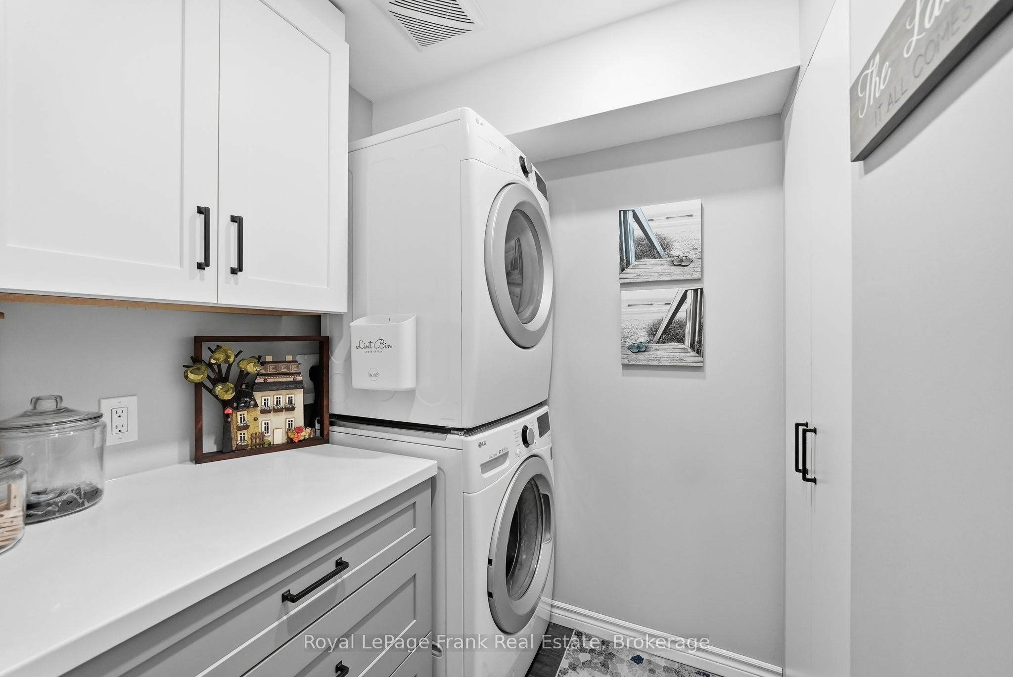 31 Laguna Parkway 3 Property Photo 32