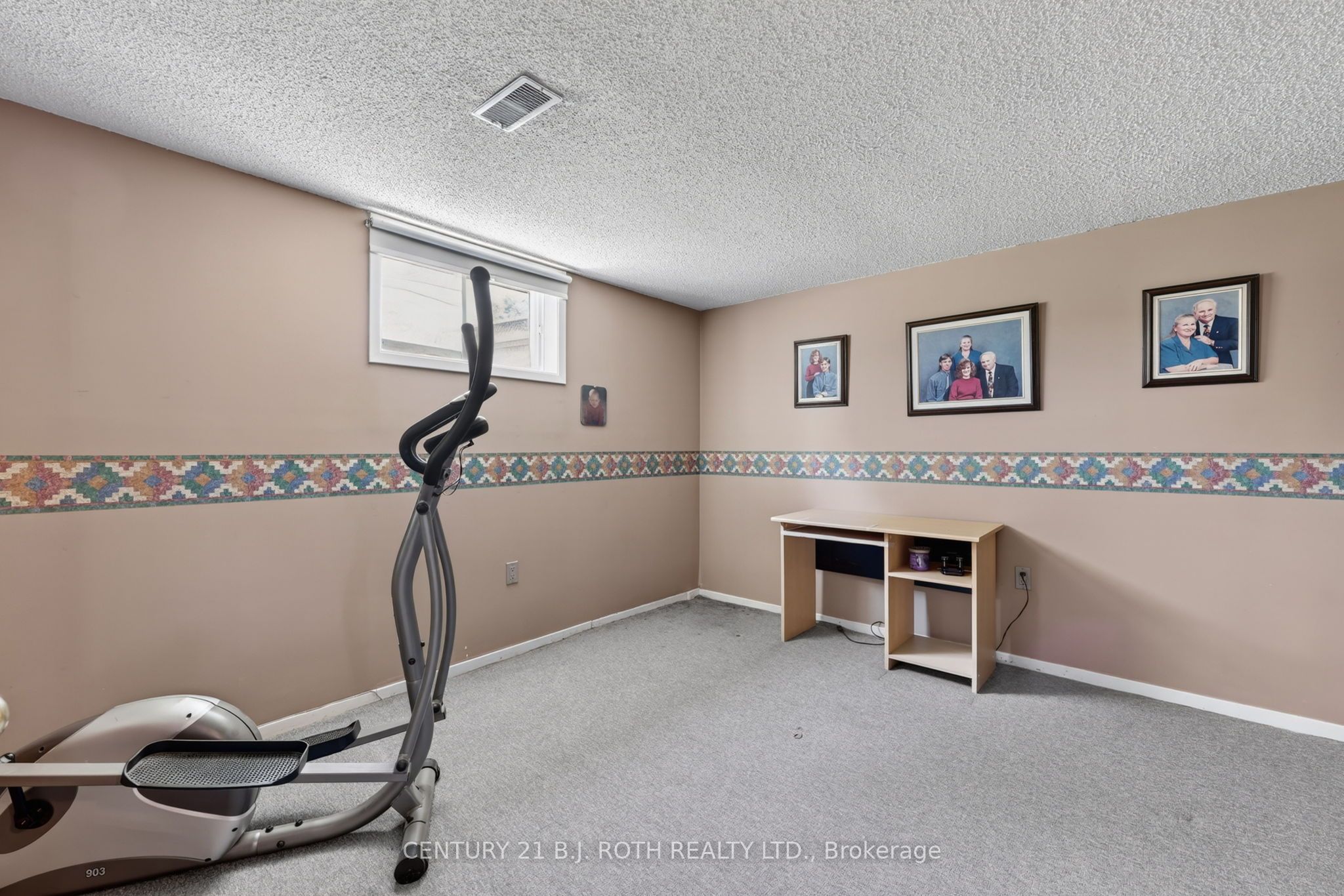 6 Ford Street Property Photo 25