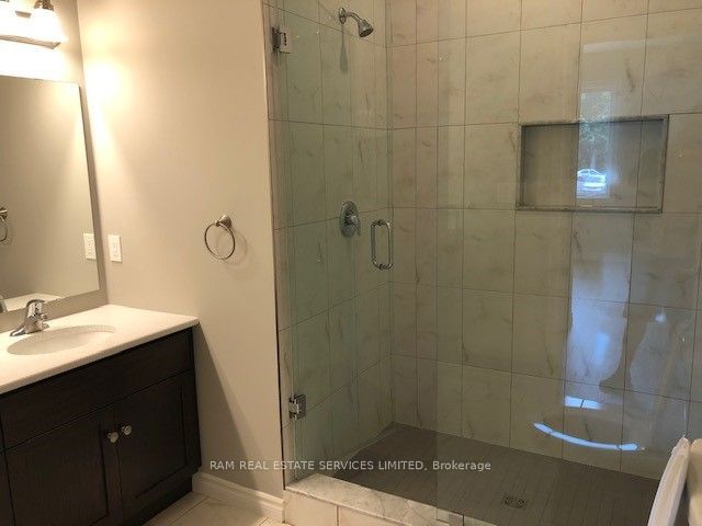 981 Wright Drive Property Photo 5