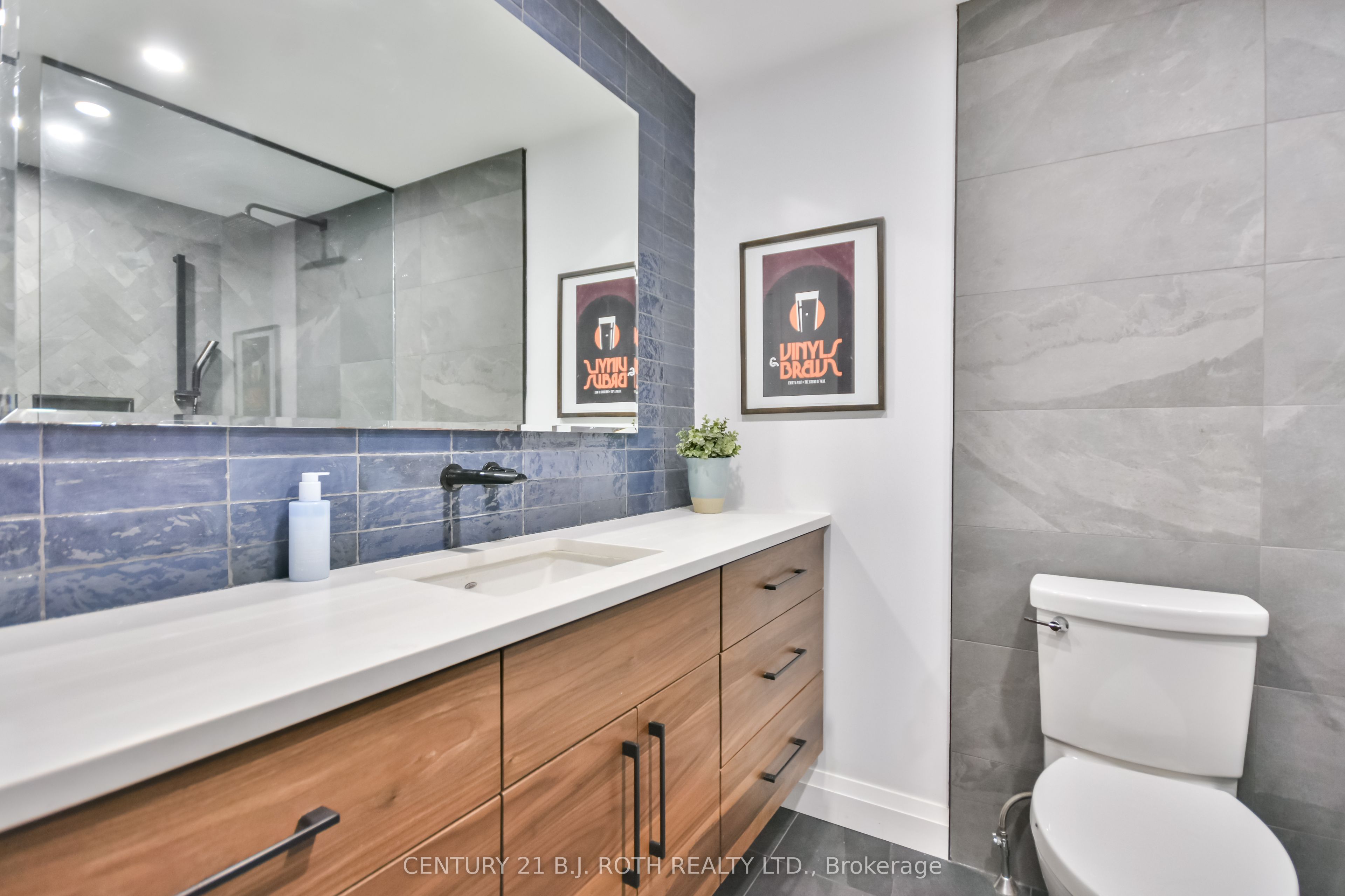 20 Weldon Street Property Photo 36