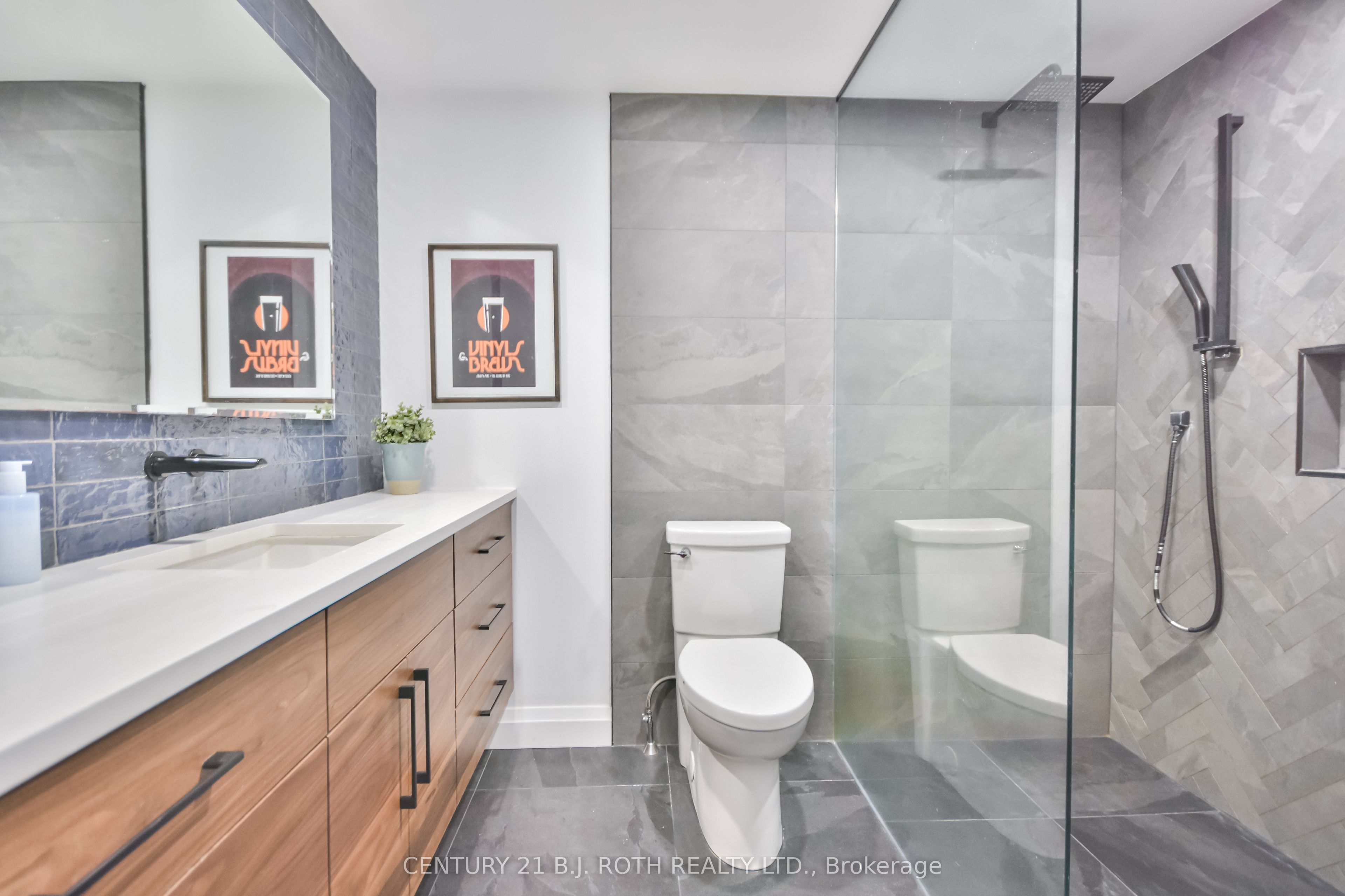 20 Weldon Street Property Photo 37
