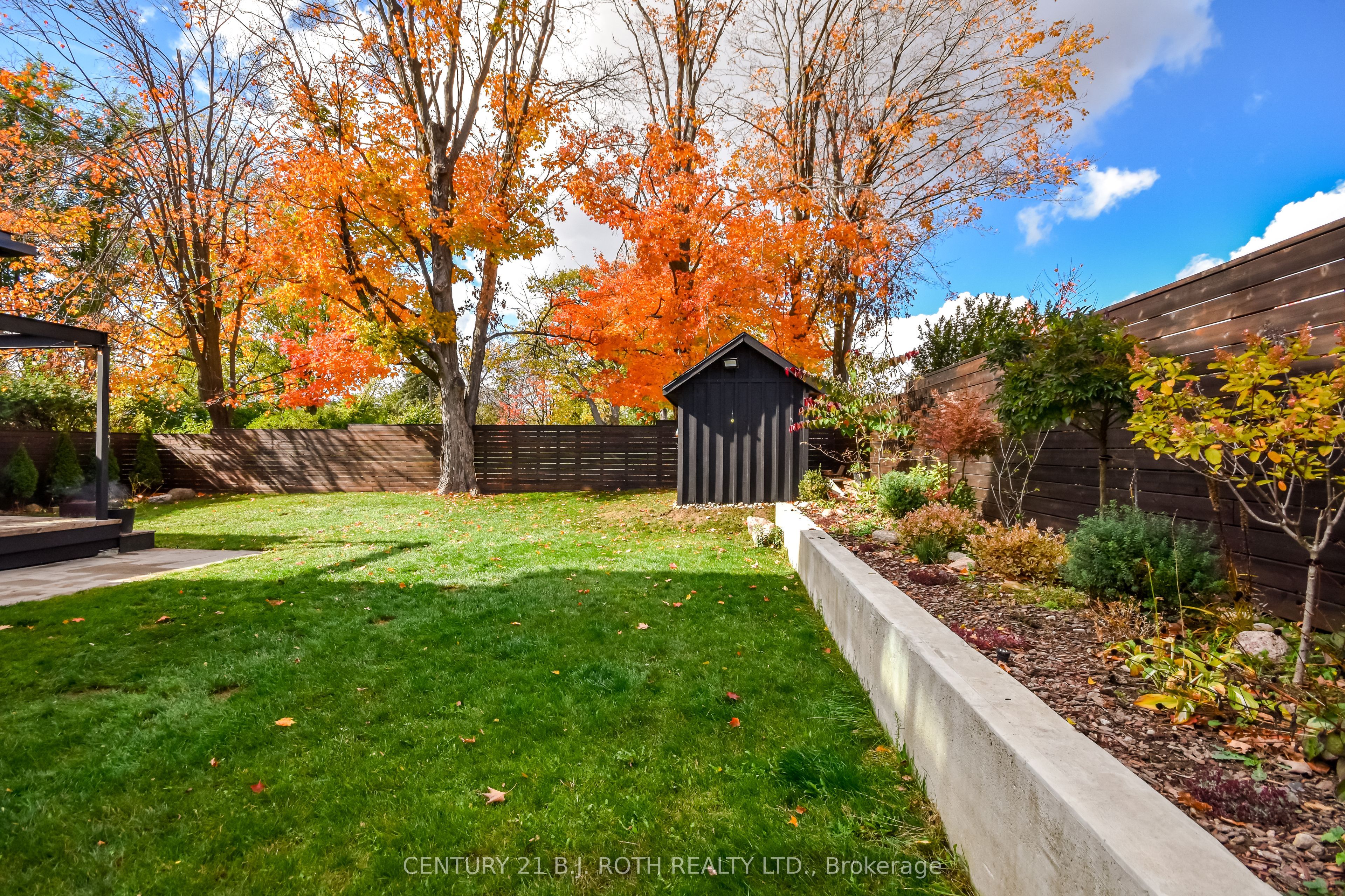 20 Weldon Street Property Photo 44