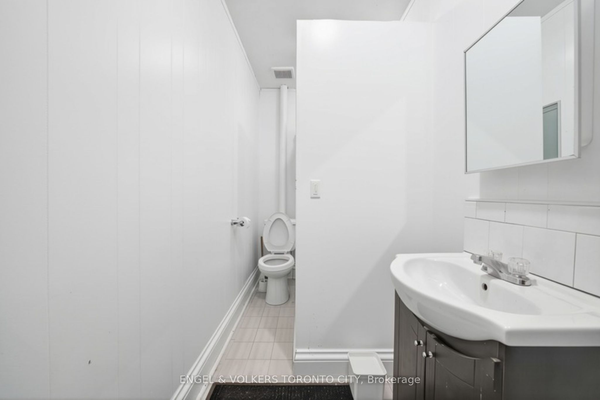 64 High Street Property Photo 21