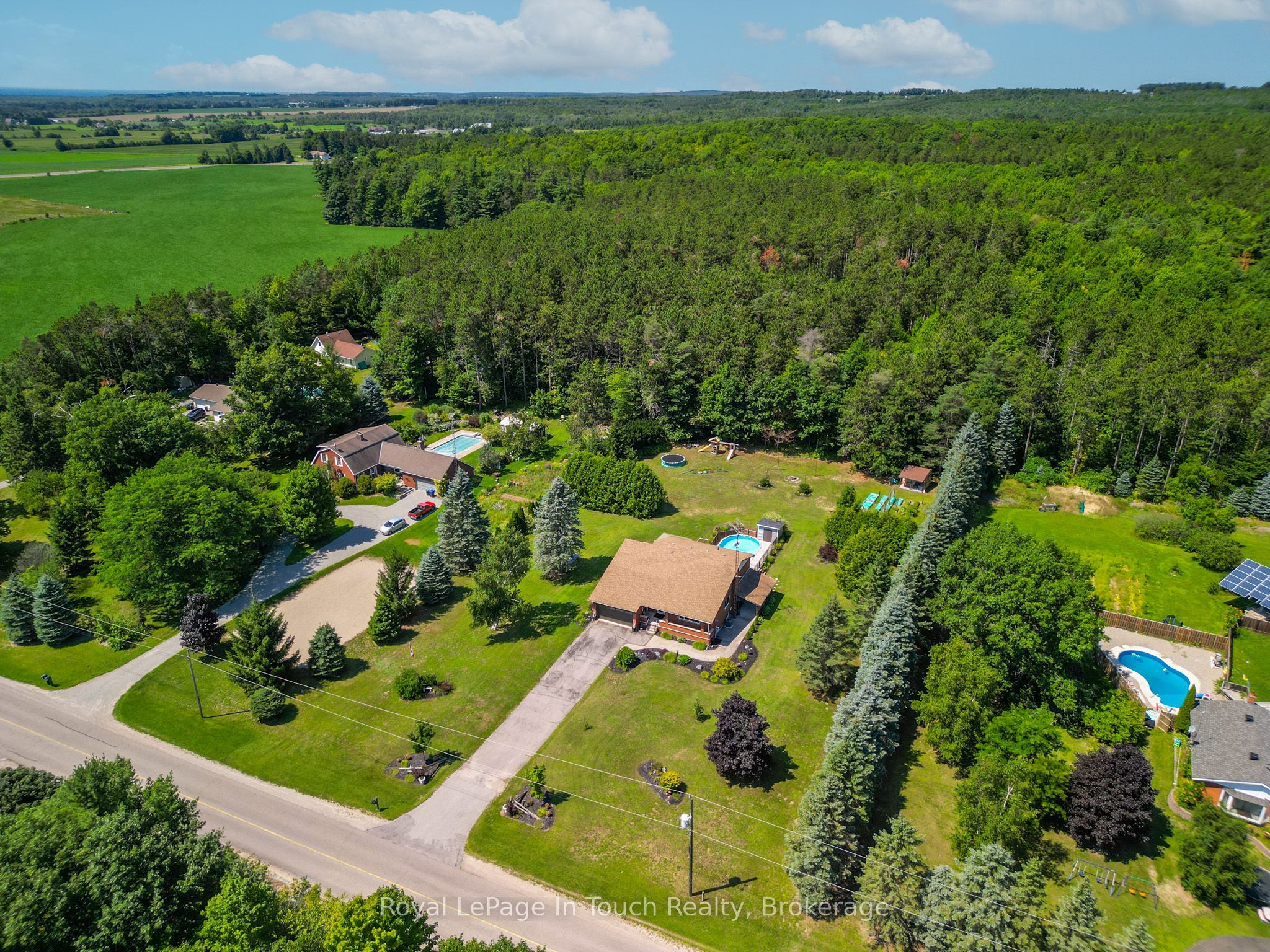 80 12 Concession E Property Photo 44