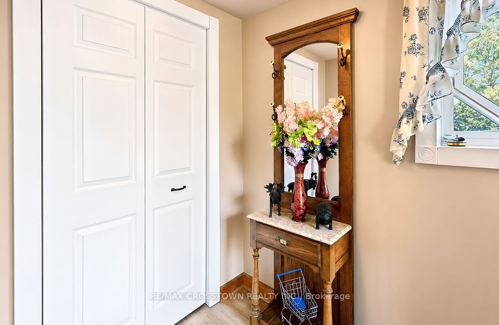 66 Maple Street Property Photo 7