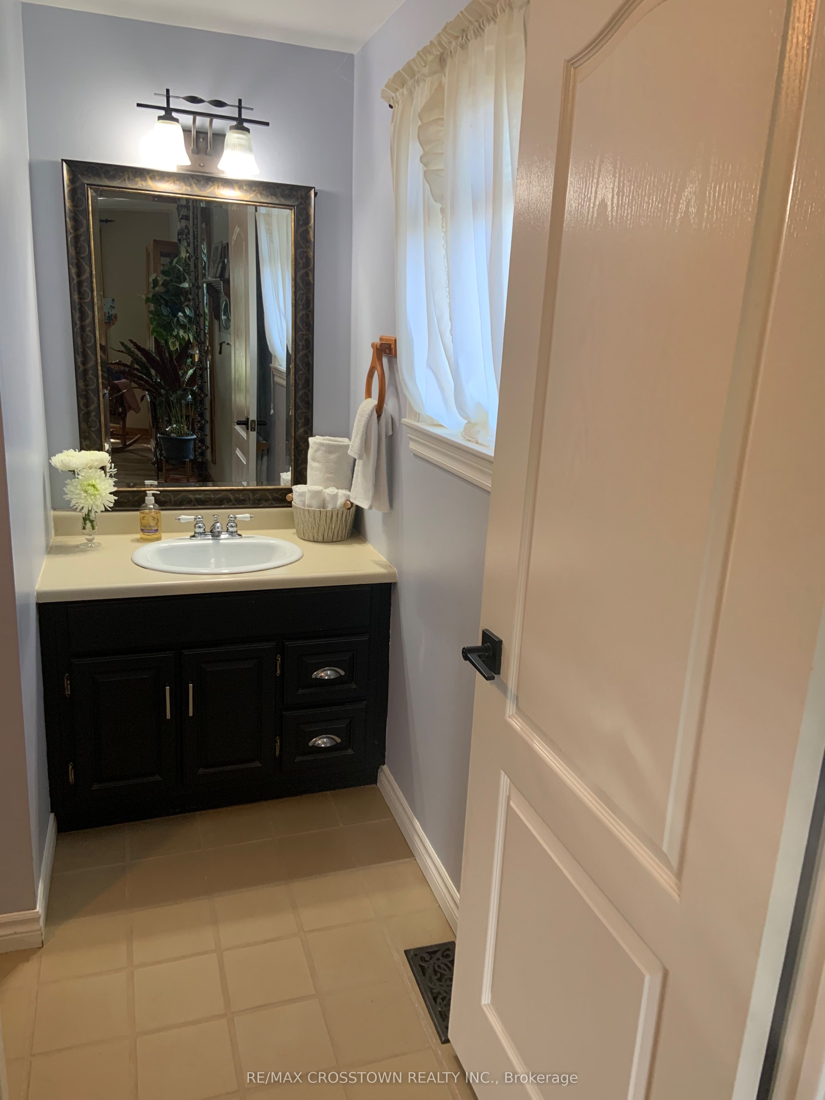 66 Maple Street Property Photo 16