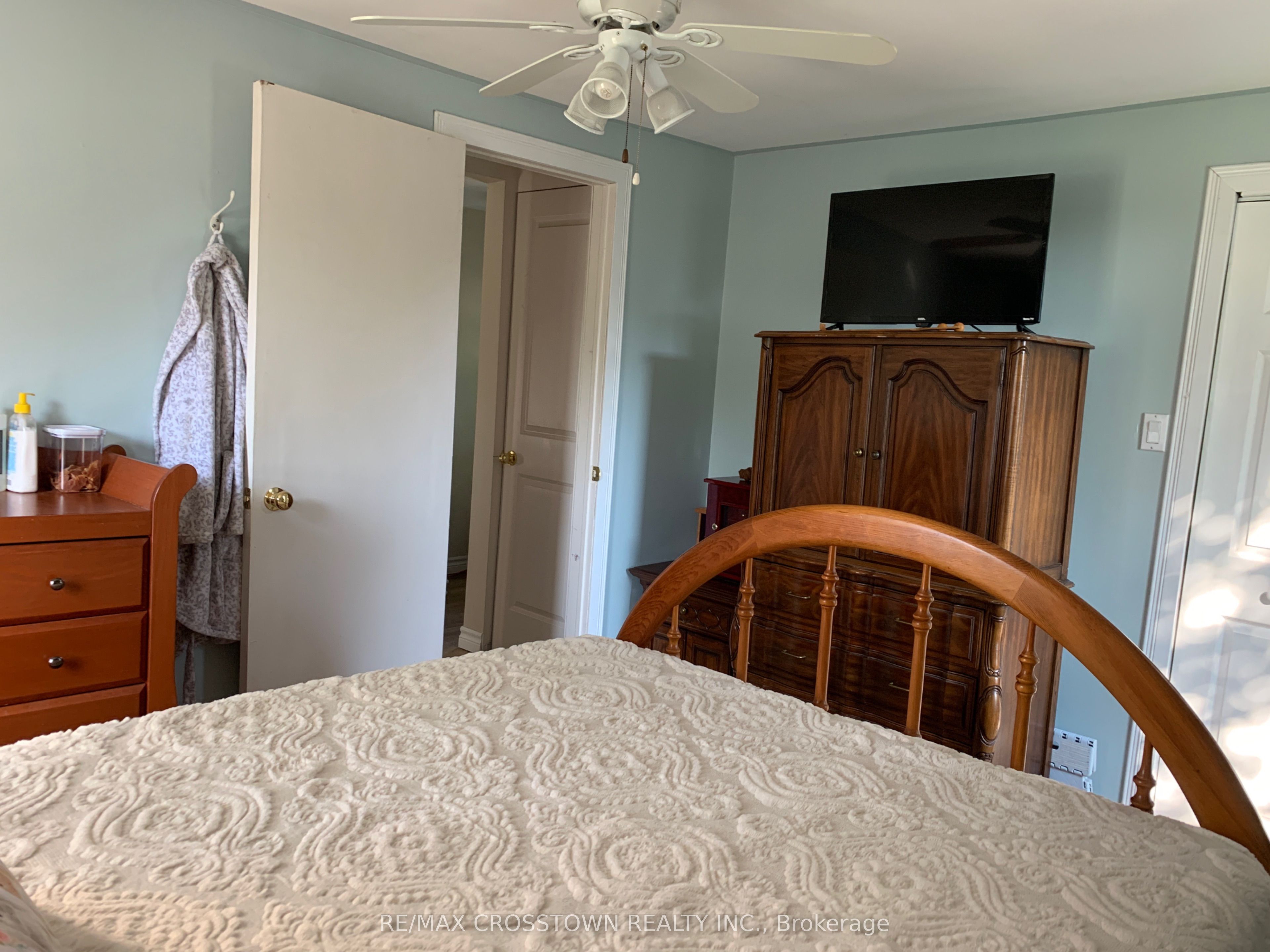 66 Maple Street Property Photo 25