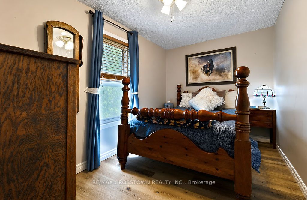 66 Maple Street Property Photo 28