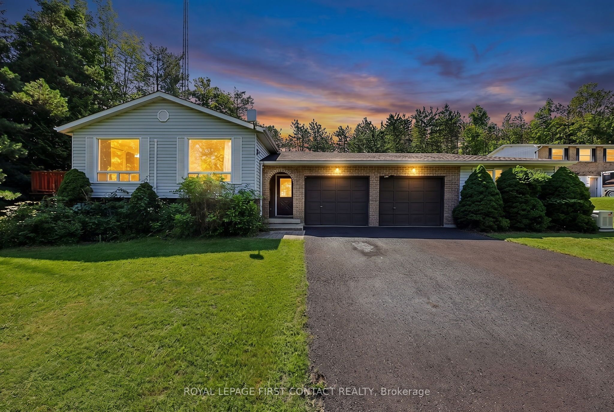 4576 Line 5 Line N Property Photo 1