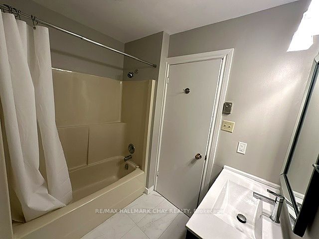 19 Dawson Drive 53 Property Photo 16