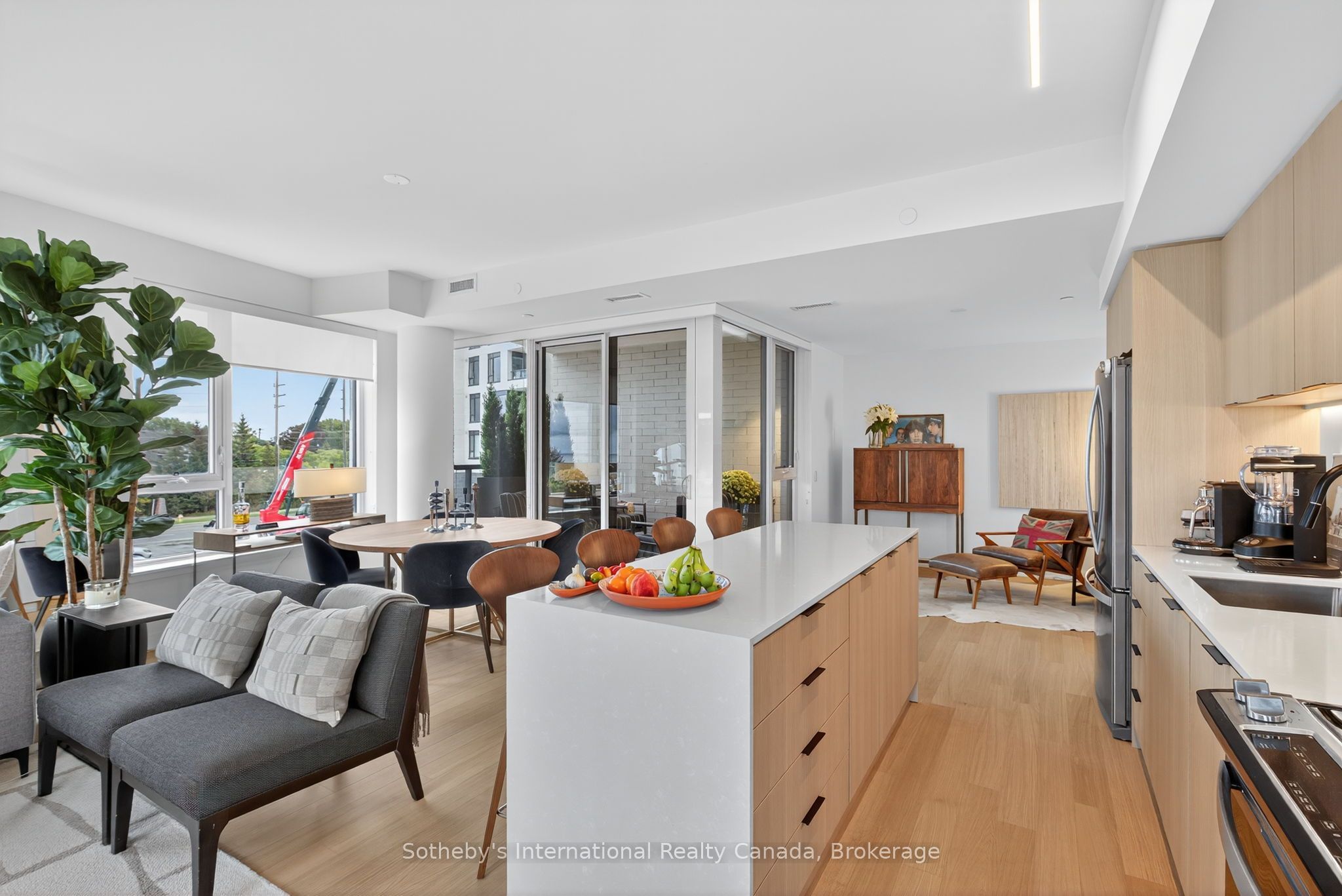 31 Huron Street 224 Property Photo 14