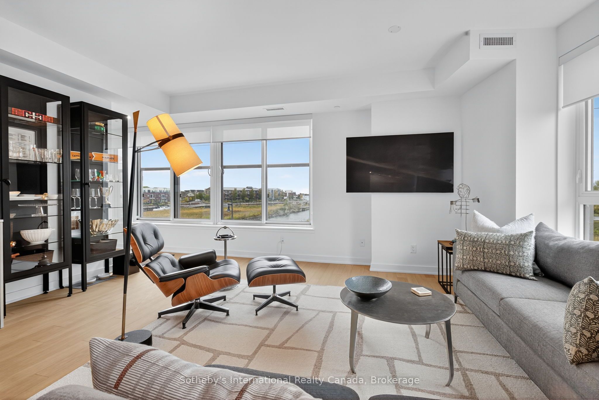 31 Huron Street 224 Property Photo 18