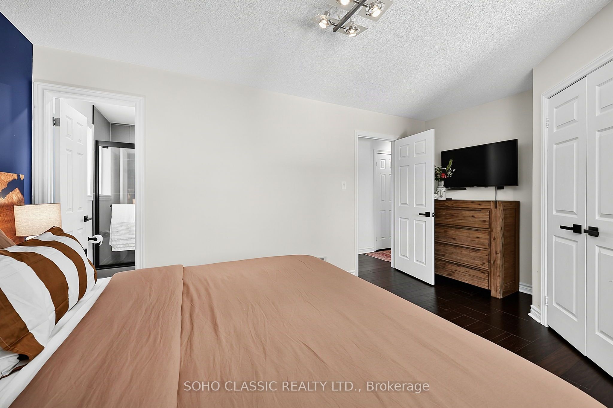 301 Leacock Drive Property Photo 20