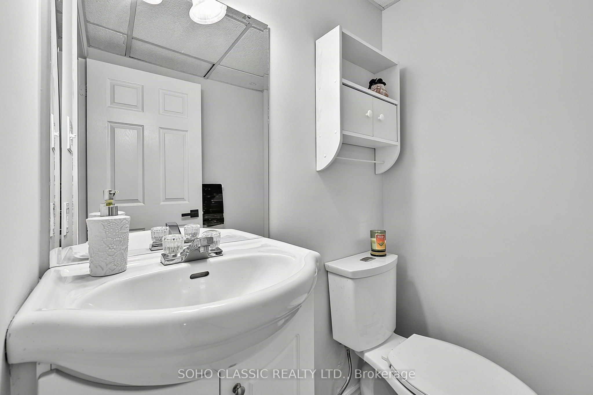 301 Leacock Drive Property Photo 33