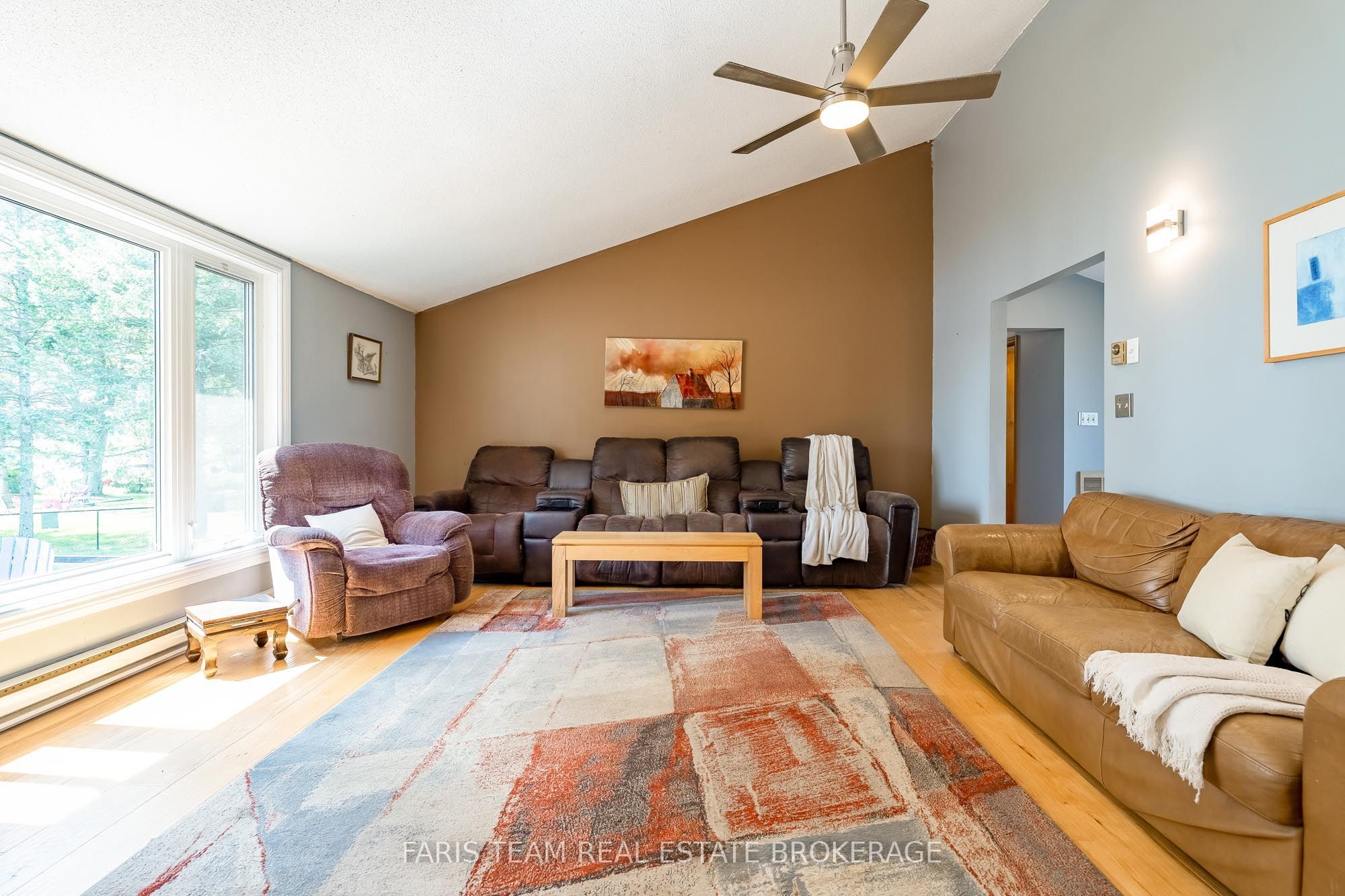 3299 Shoreview Drive Property Photo 12