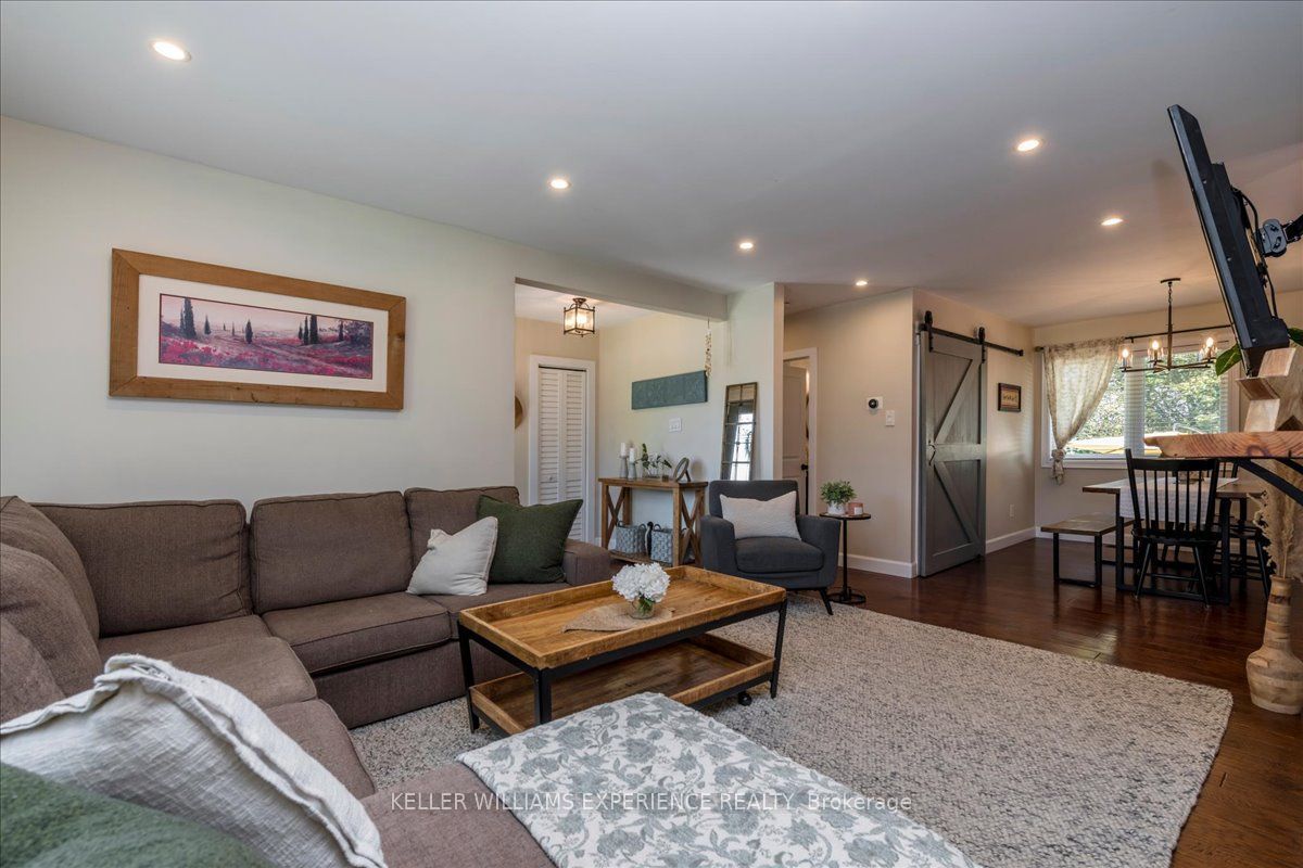 92 Johnson Street Property Photo 6