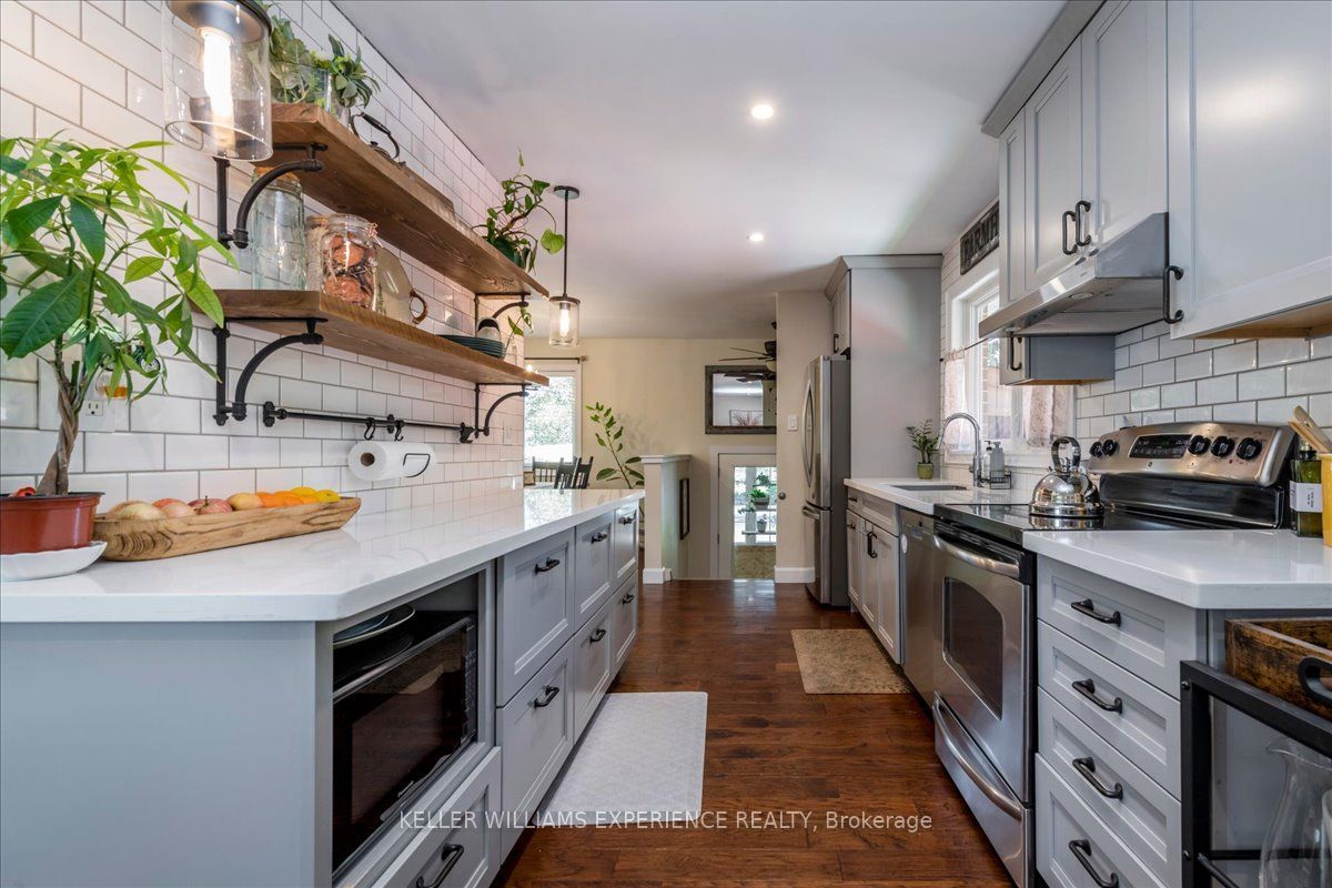 92 Johnson Street Property Photo 10