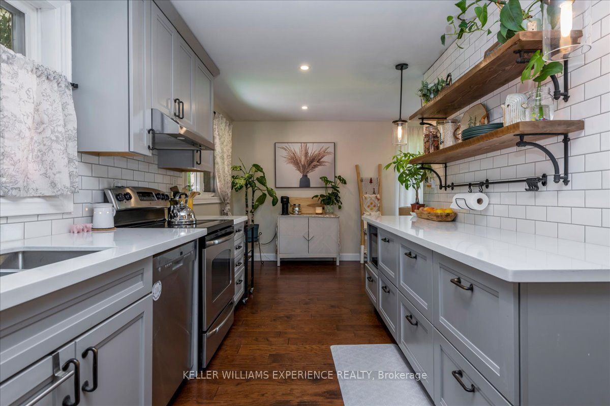 92 Johnson Street Property Photo 12