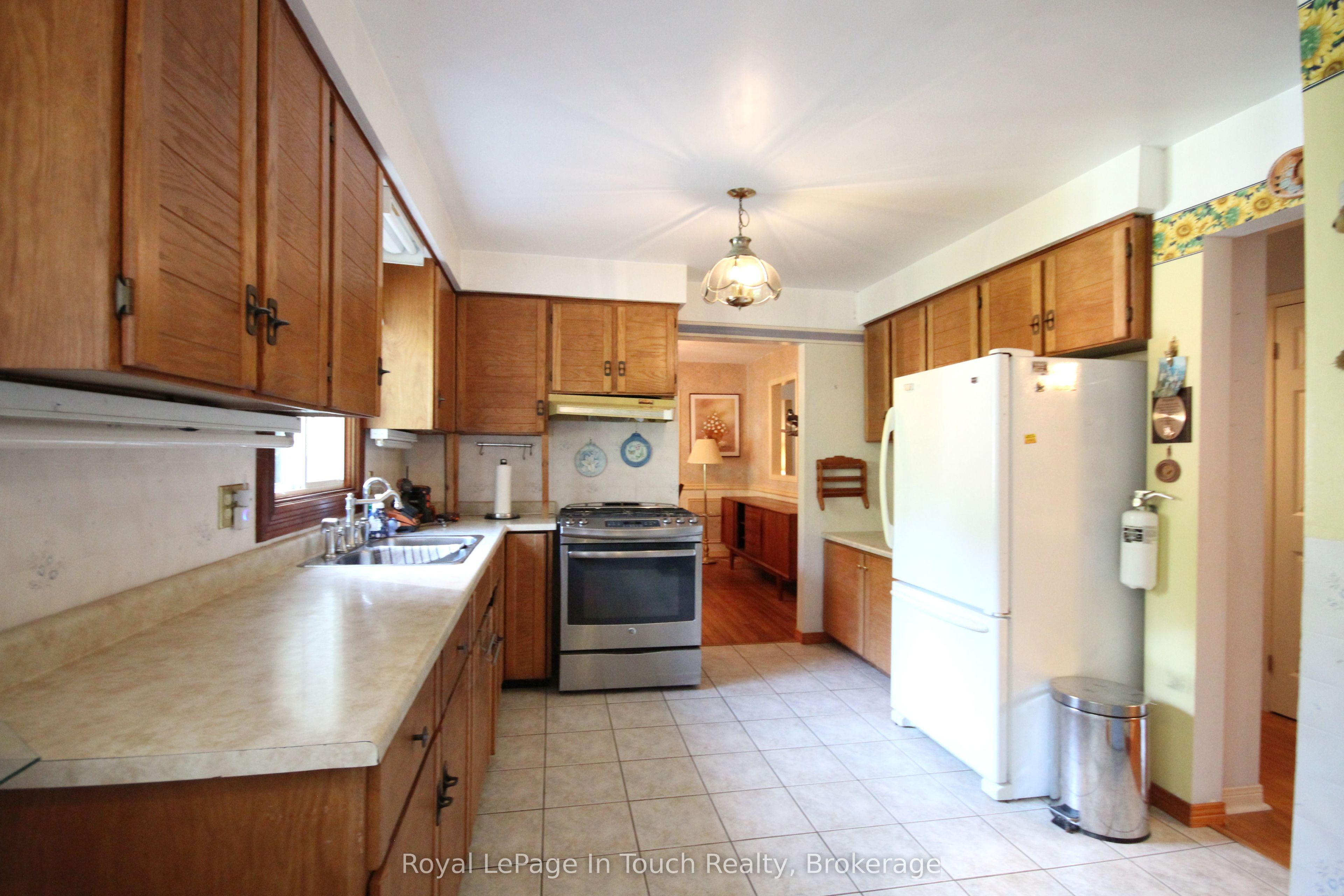 24 Glacier Trail Property Photo 5