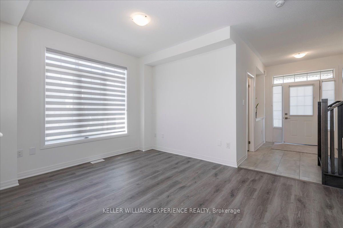 2 Sagewood Avenue Property Photo 5