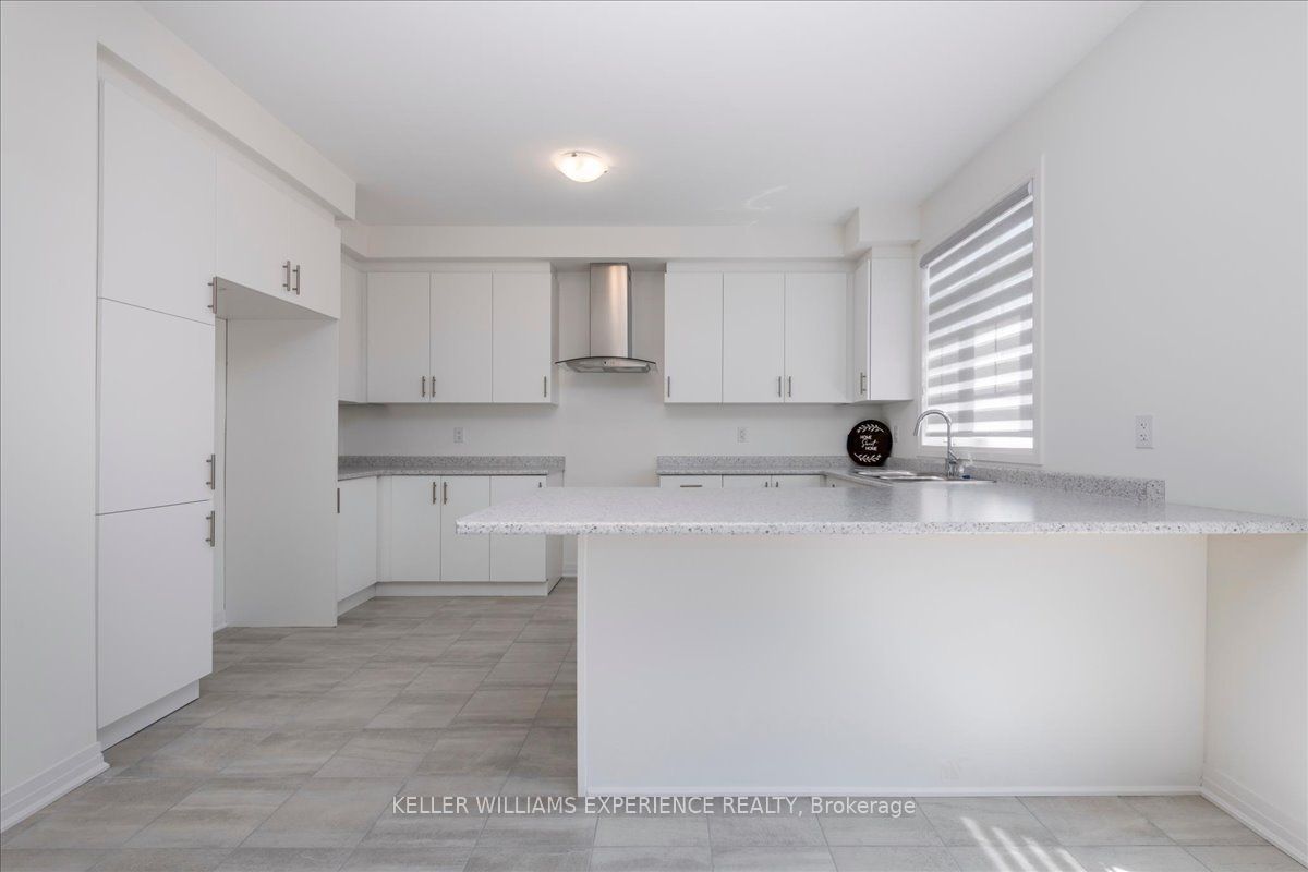 2 Sagewood Avenue Property Photo 10