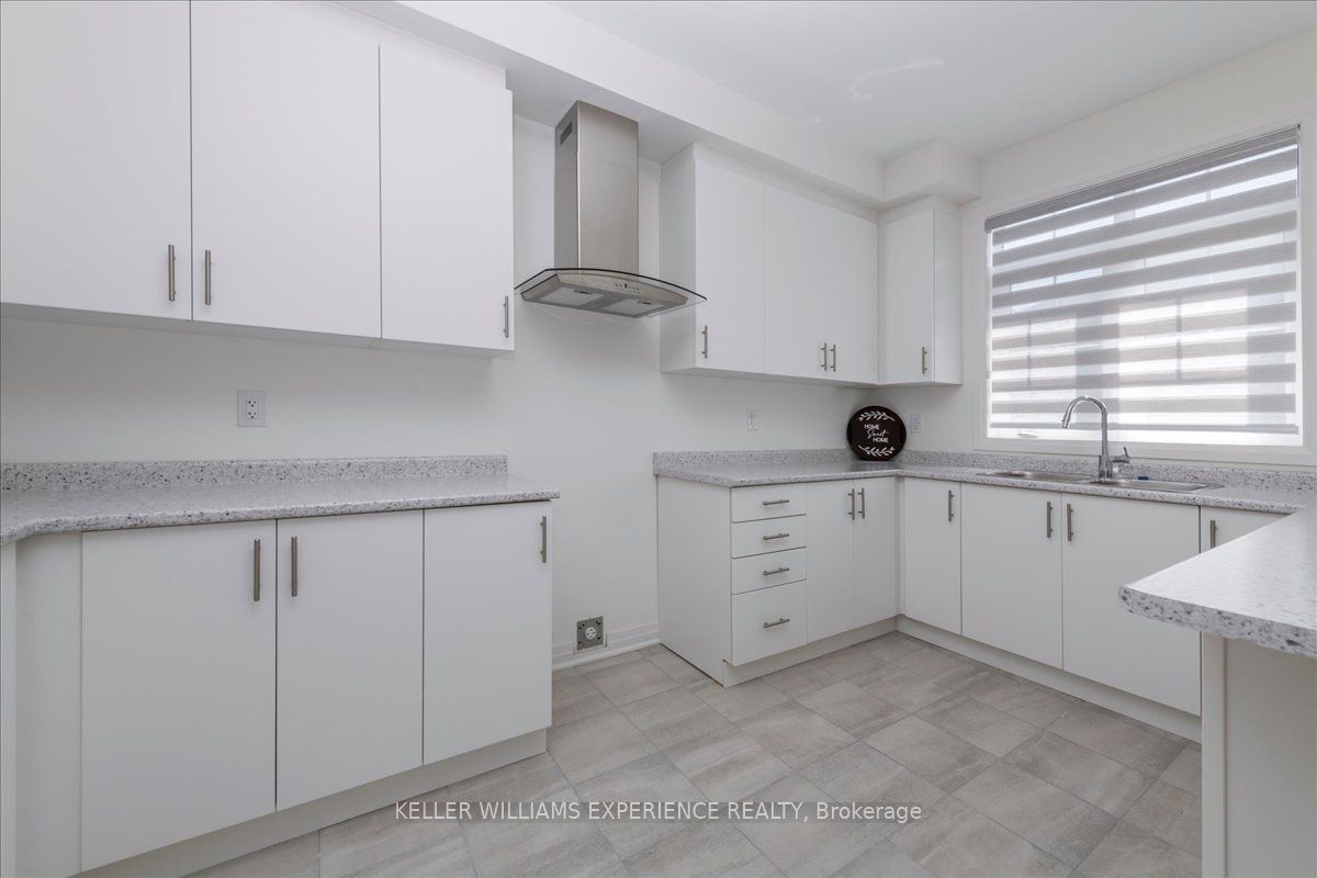 2 Sagewood Avenue Property Photo 11