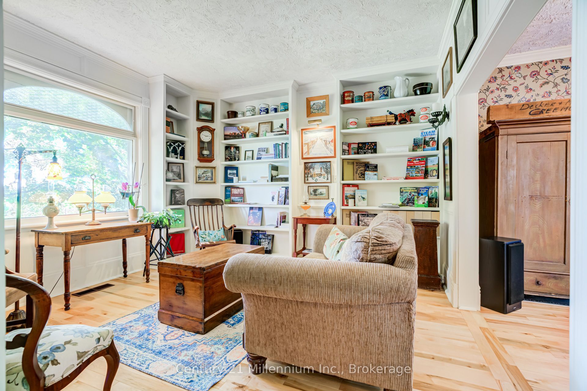 1851 6 Concession N Property Photo 6