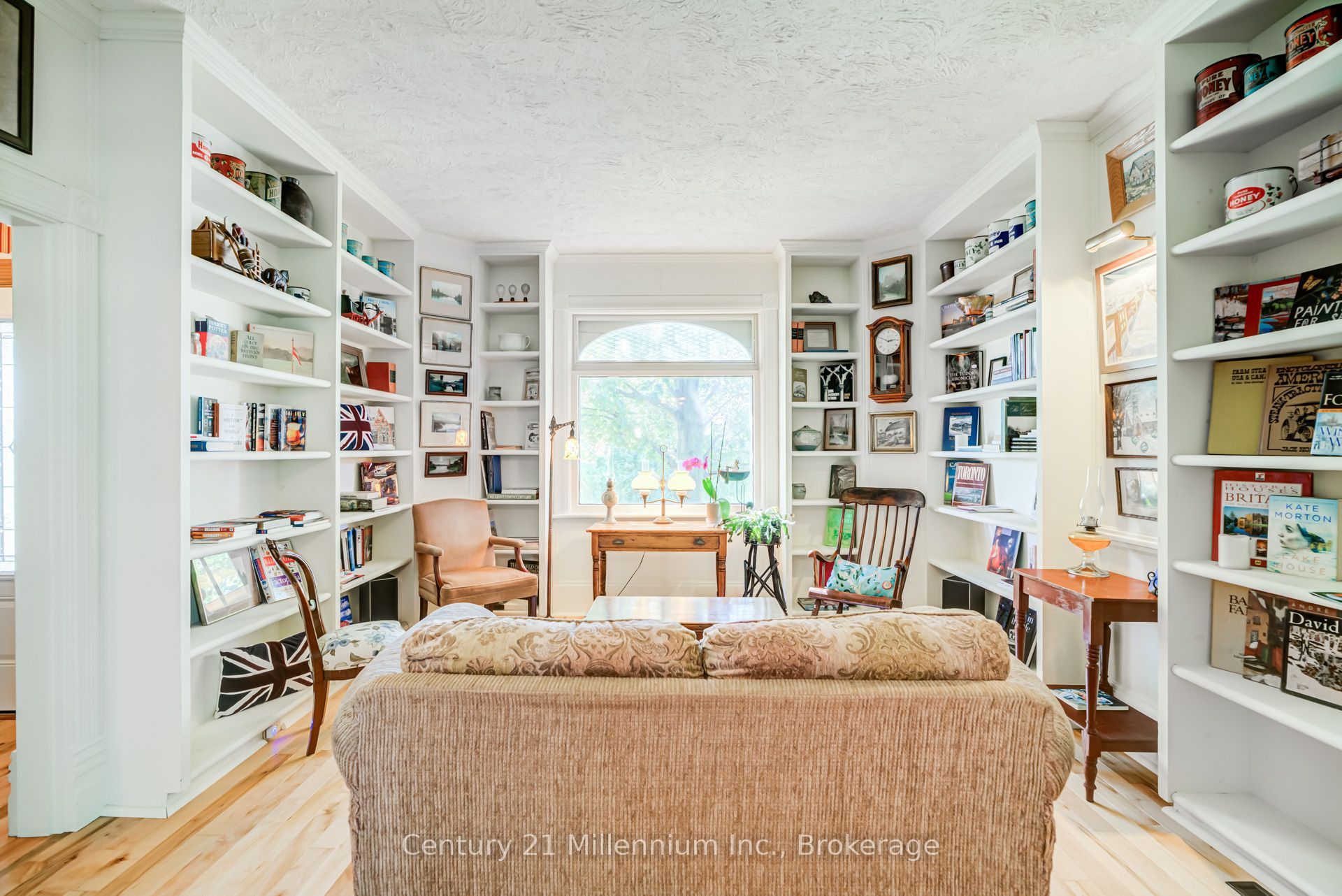 1851 6 Concession N Property Photo 7