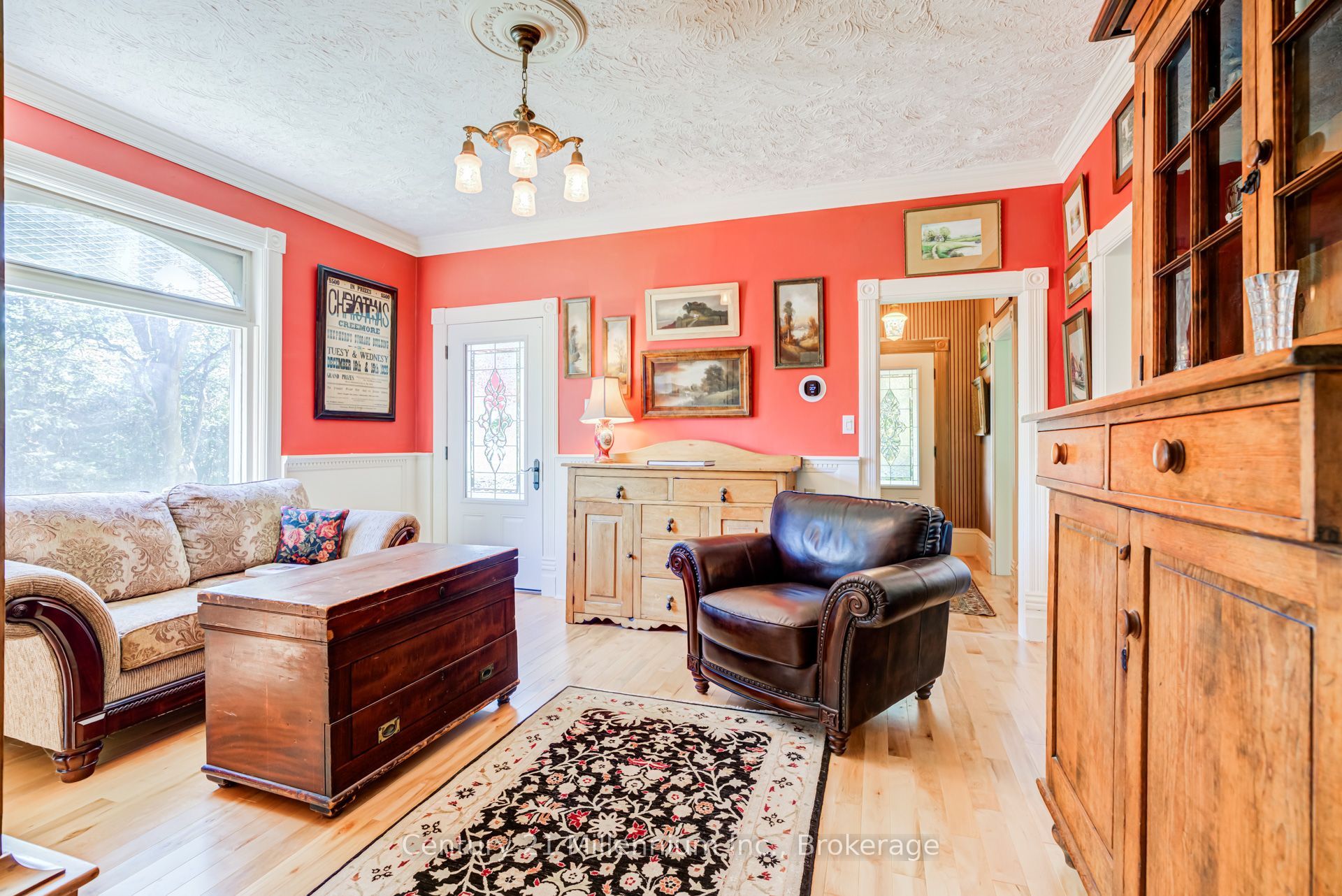 1851 6 Concession N Property Photo 9