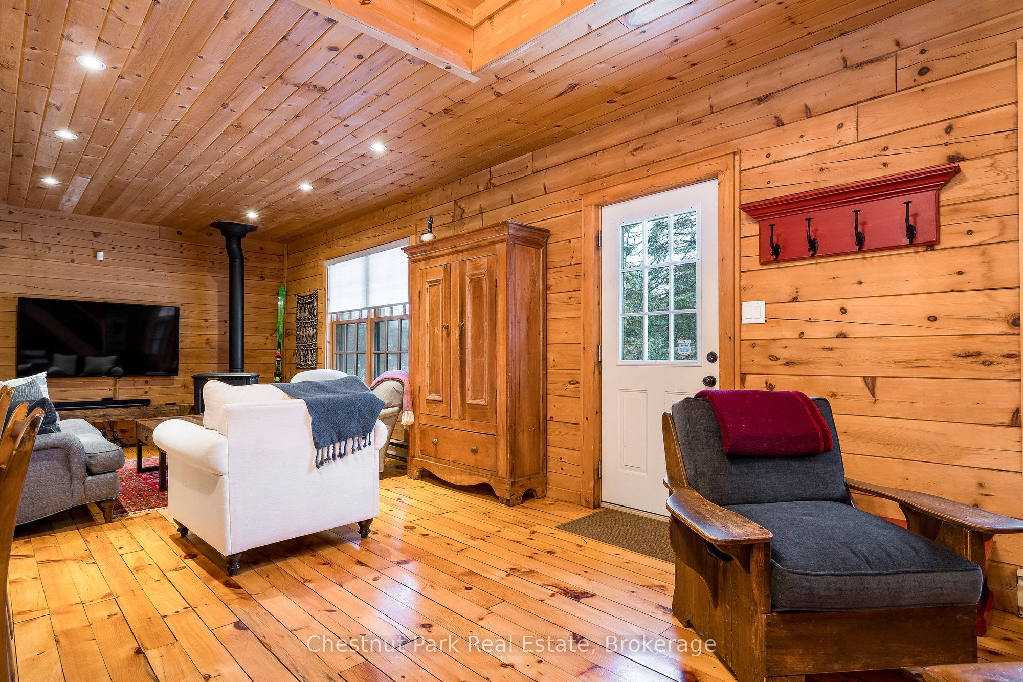 8390 Poplar Side Road Property Photo 11