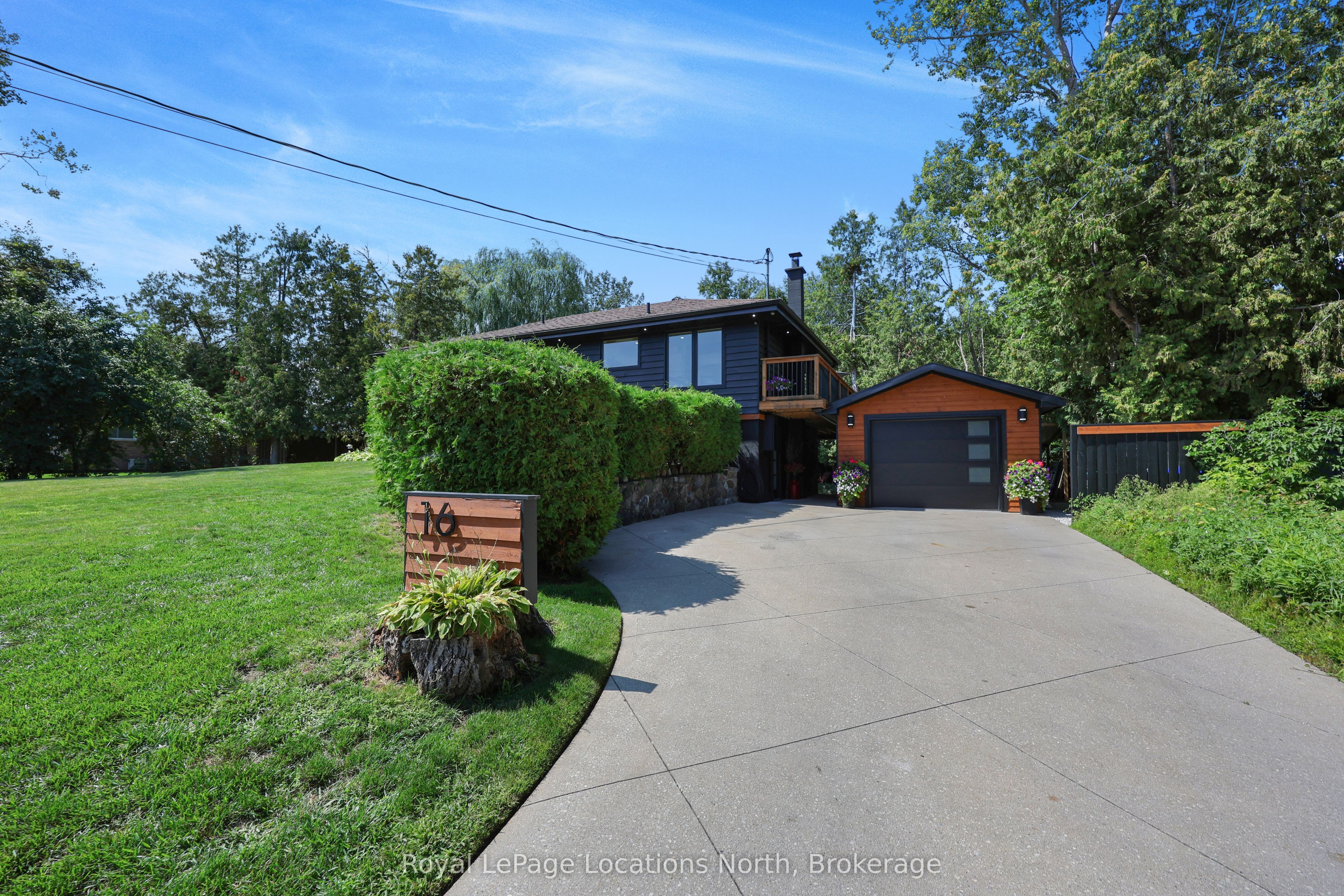 16 Huronia Pathway Property Photo 2