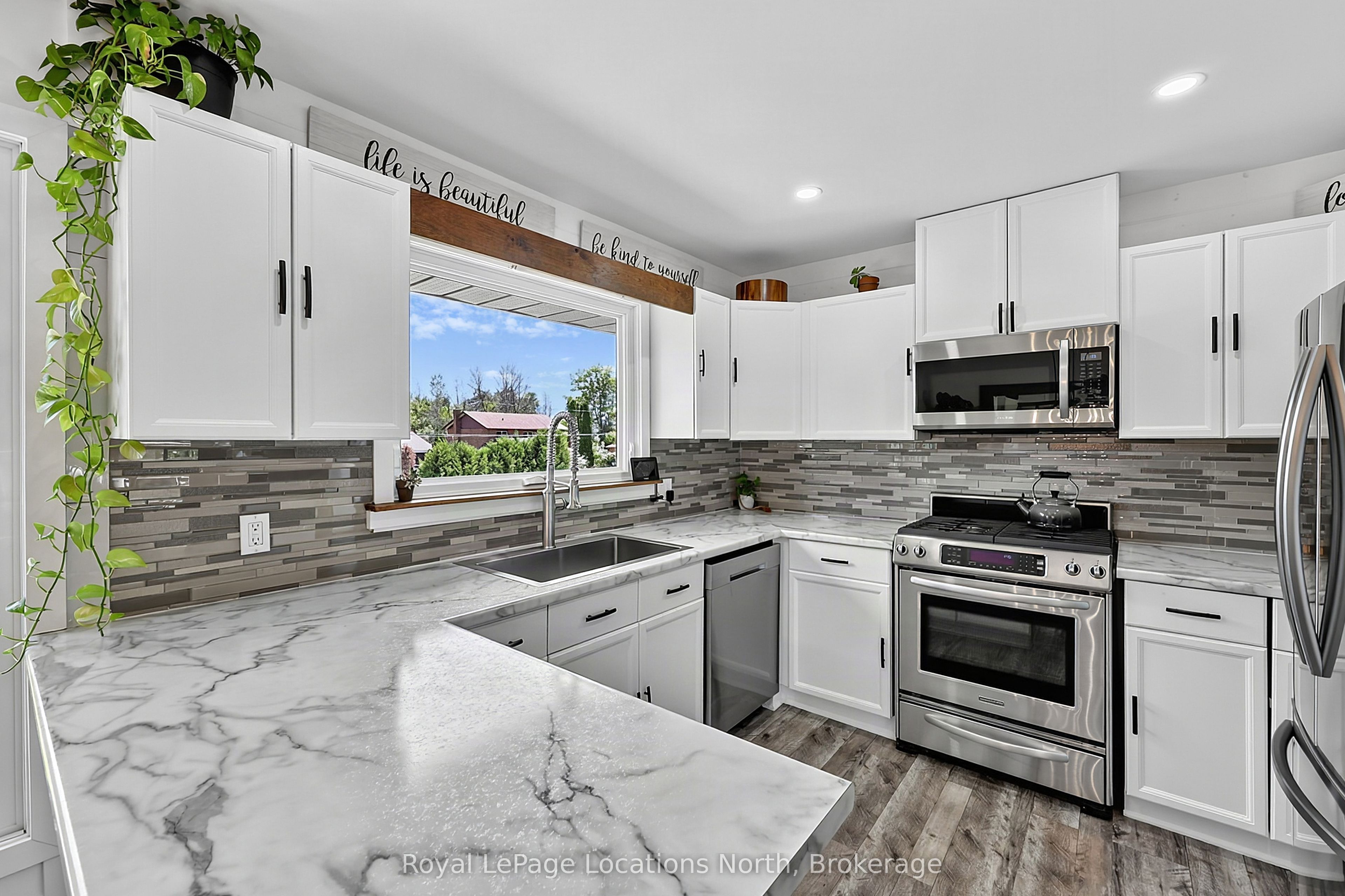 16 Huronia Pathway Property Photo 14