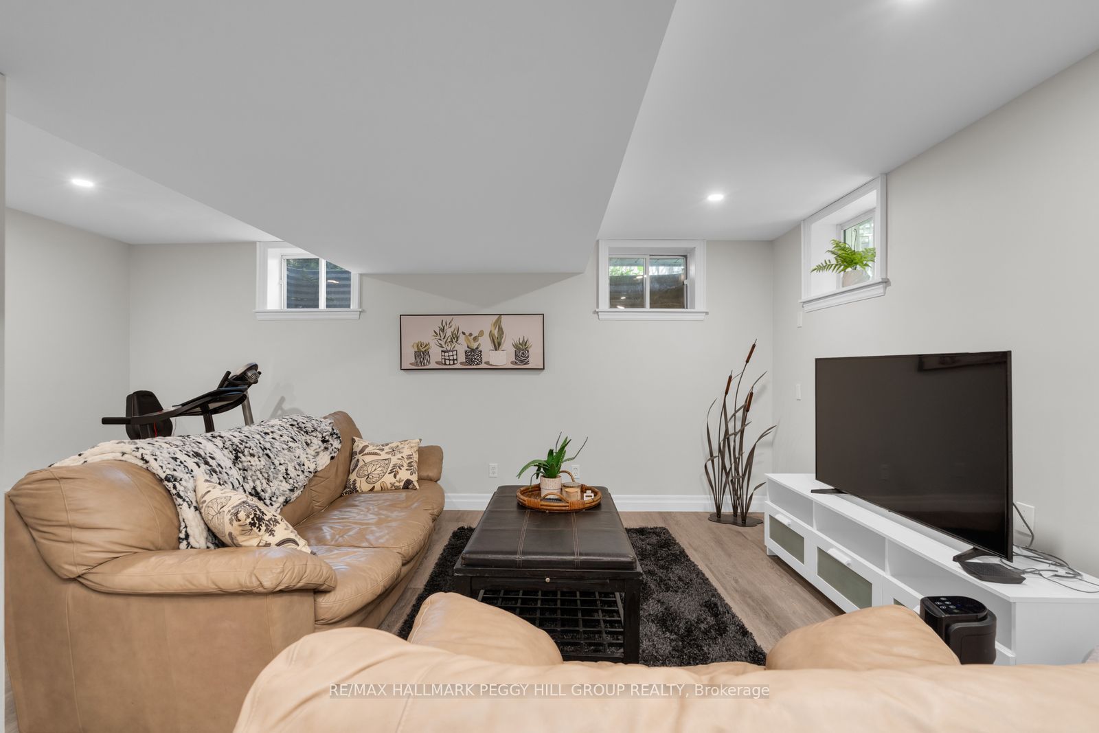 39 Howard Drive Property Photo 14