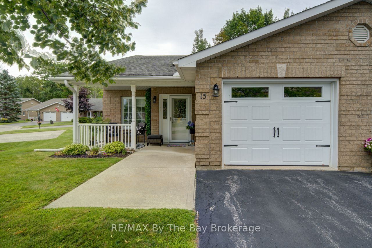 15 Meadow Lane Property Photo 5
