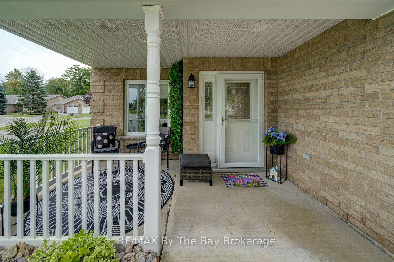 15 Meadow Lane Property Photo 9
